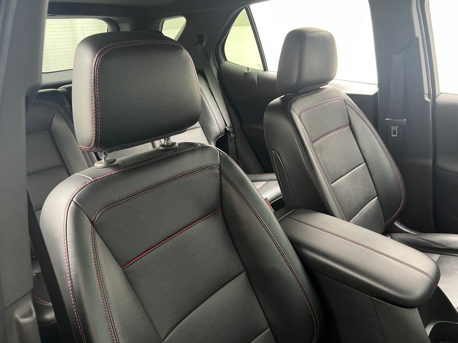 Thumbnail: 2023 Chevrolet Equinox - 2