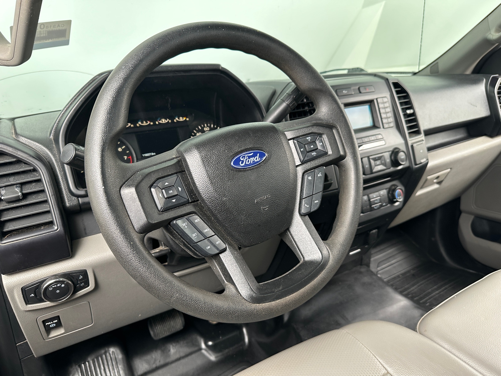 Thumbnail: 2017 Ford Econoline - 5