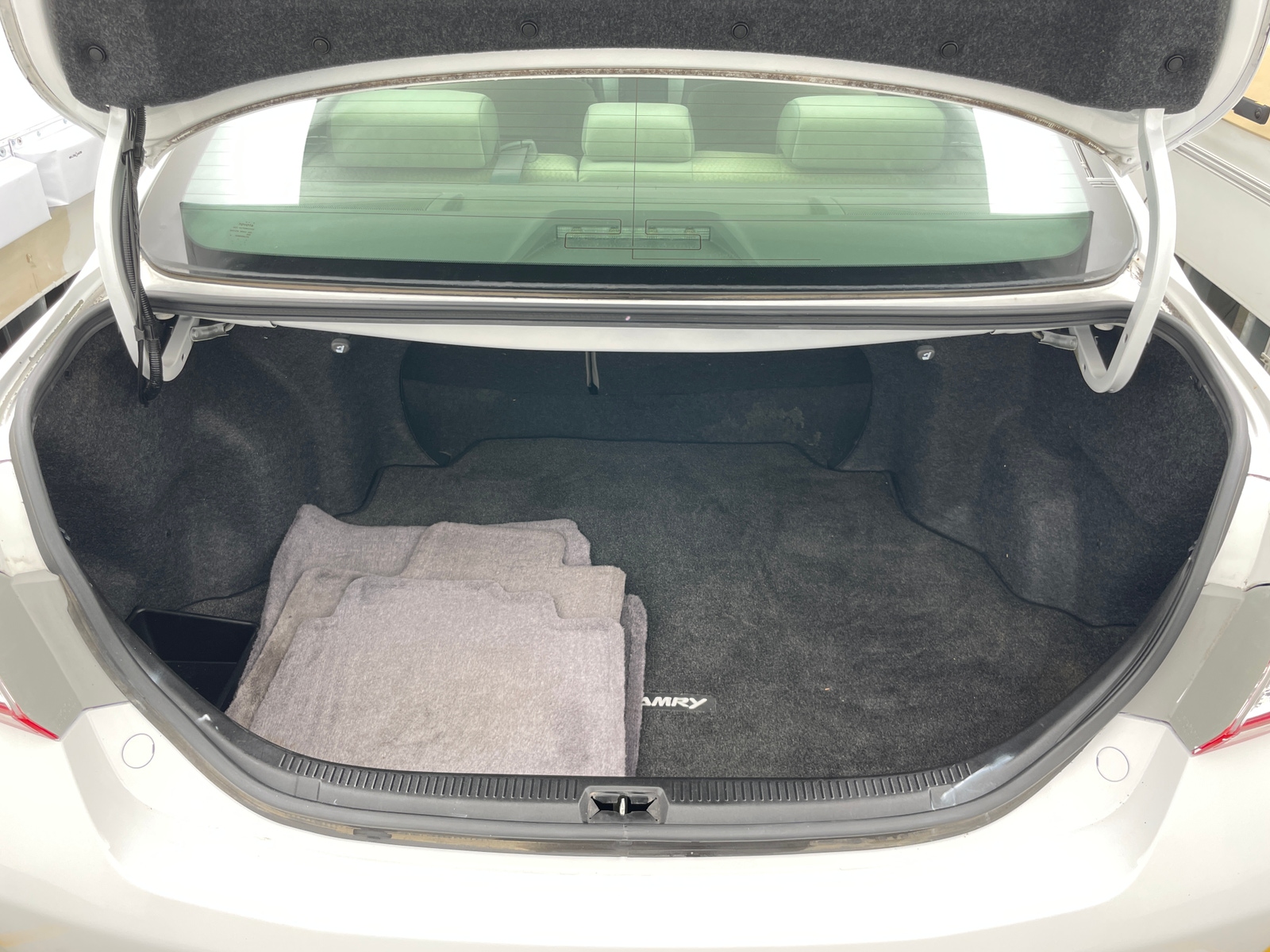 Thumbnail: 2011 Toyota Camry - 7