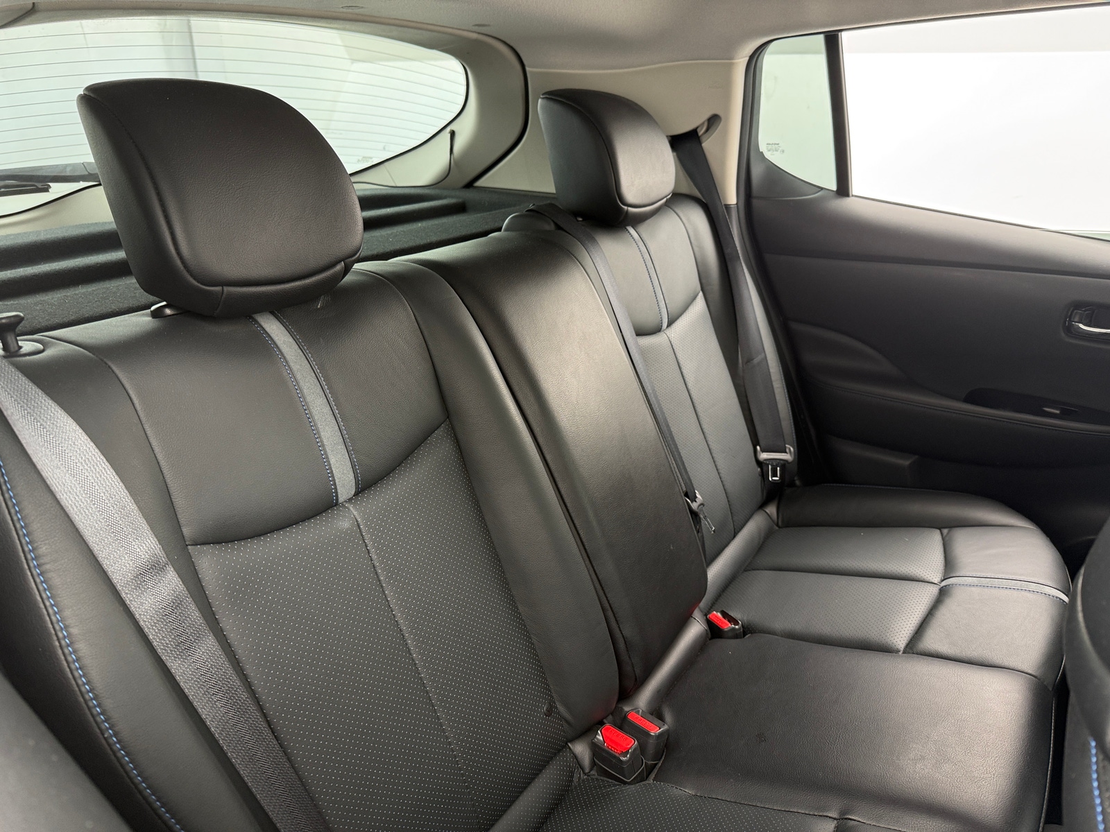 Thumbnail: 2018 Nissan Leaf - 5