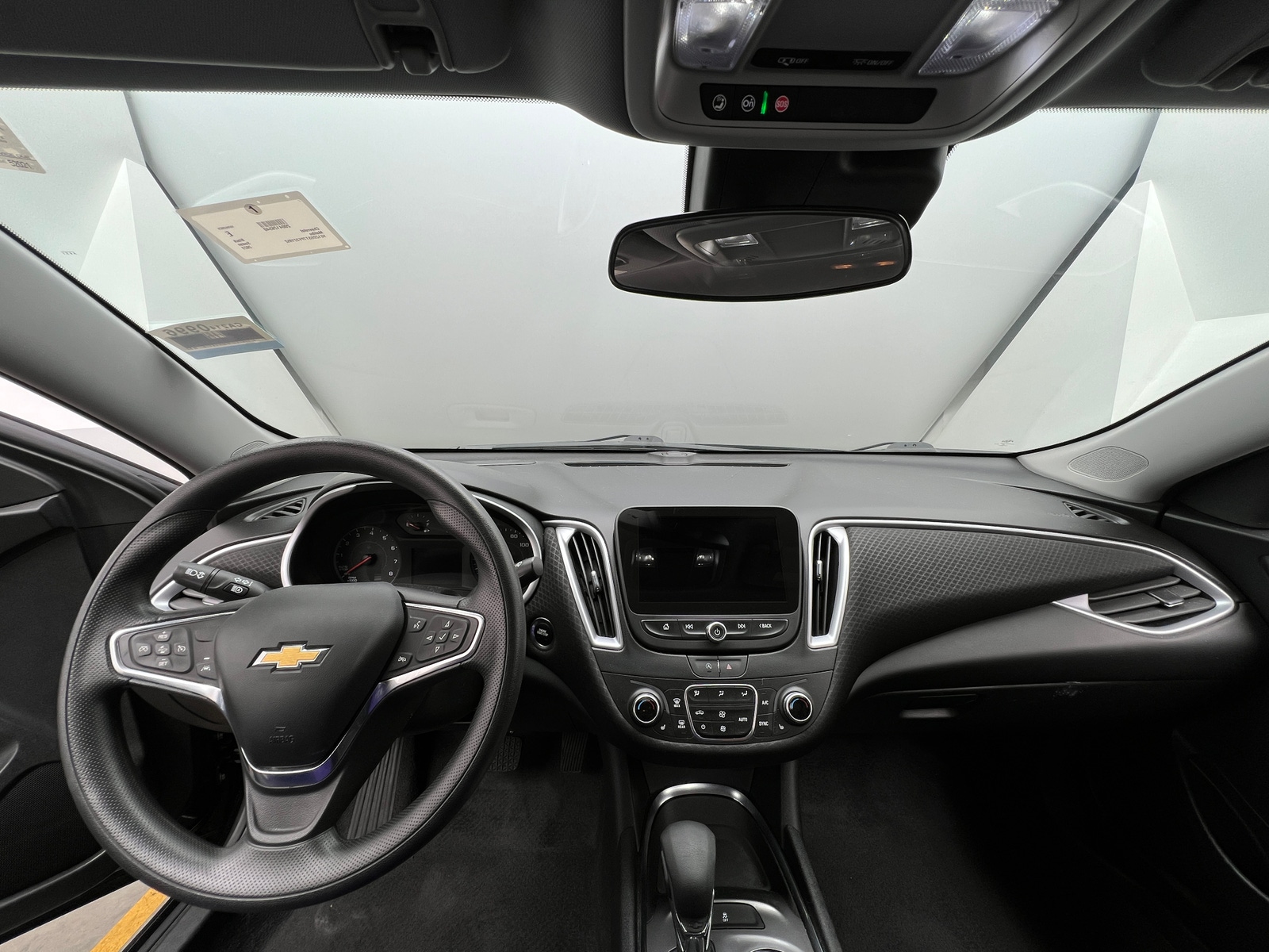 Thumbnail: 2023 Chevrolet Malibu - 3