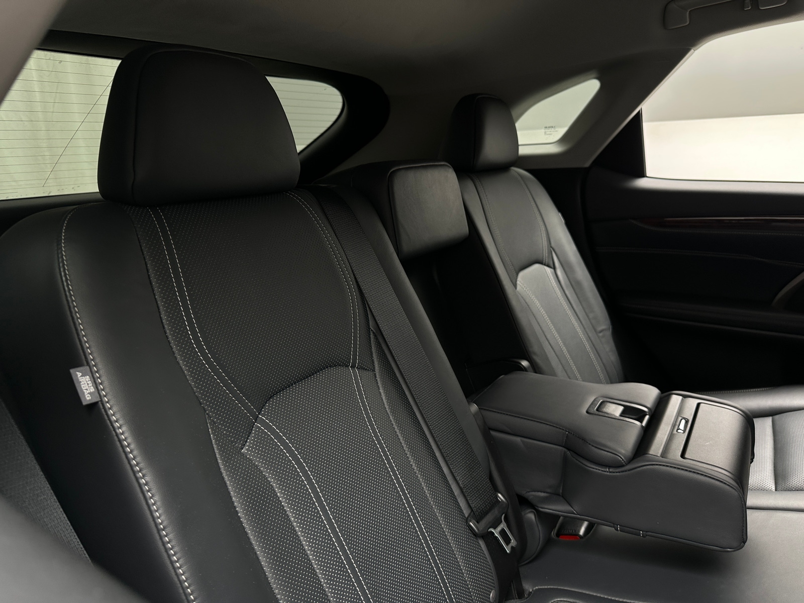 Thumbnail: 2016 Lexus RX - 5