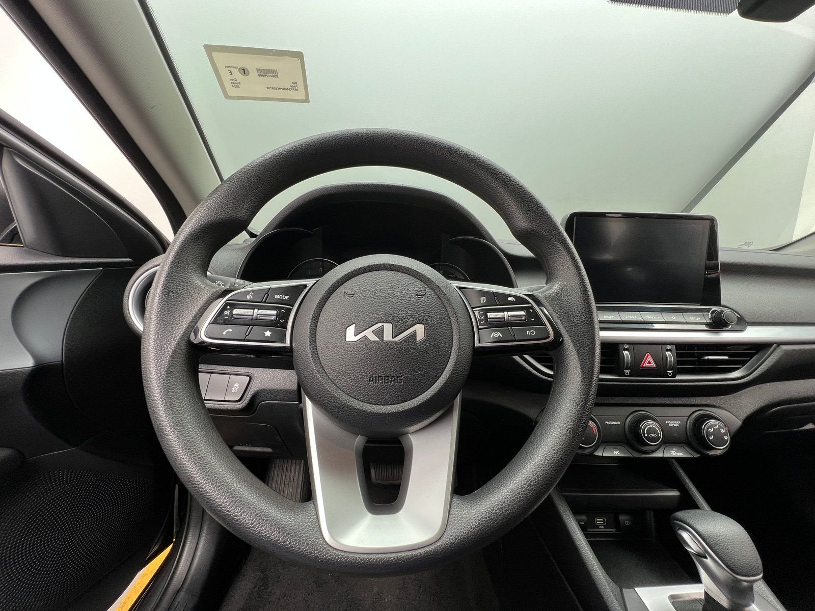 Thumbnail: 2024 Kia Forte - 5