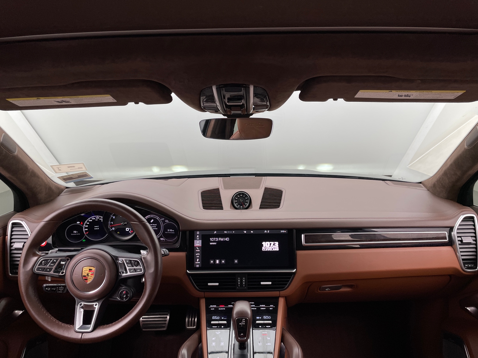 Thumbnail: 2021 Porsche Cayenne - 2