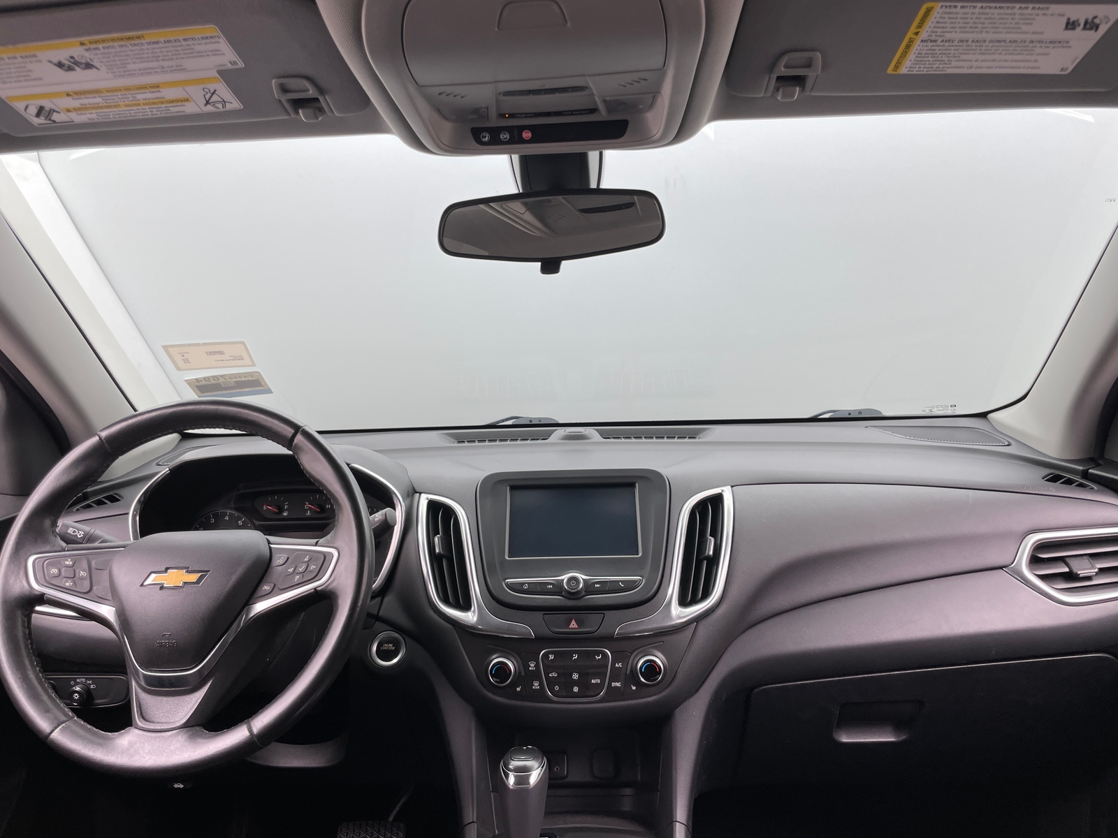 Thumbnail: 2018 Chevrolet Equinox - 3
