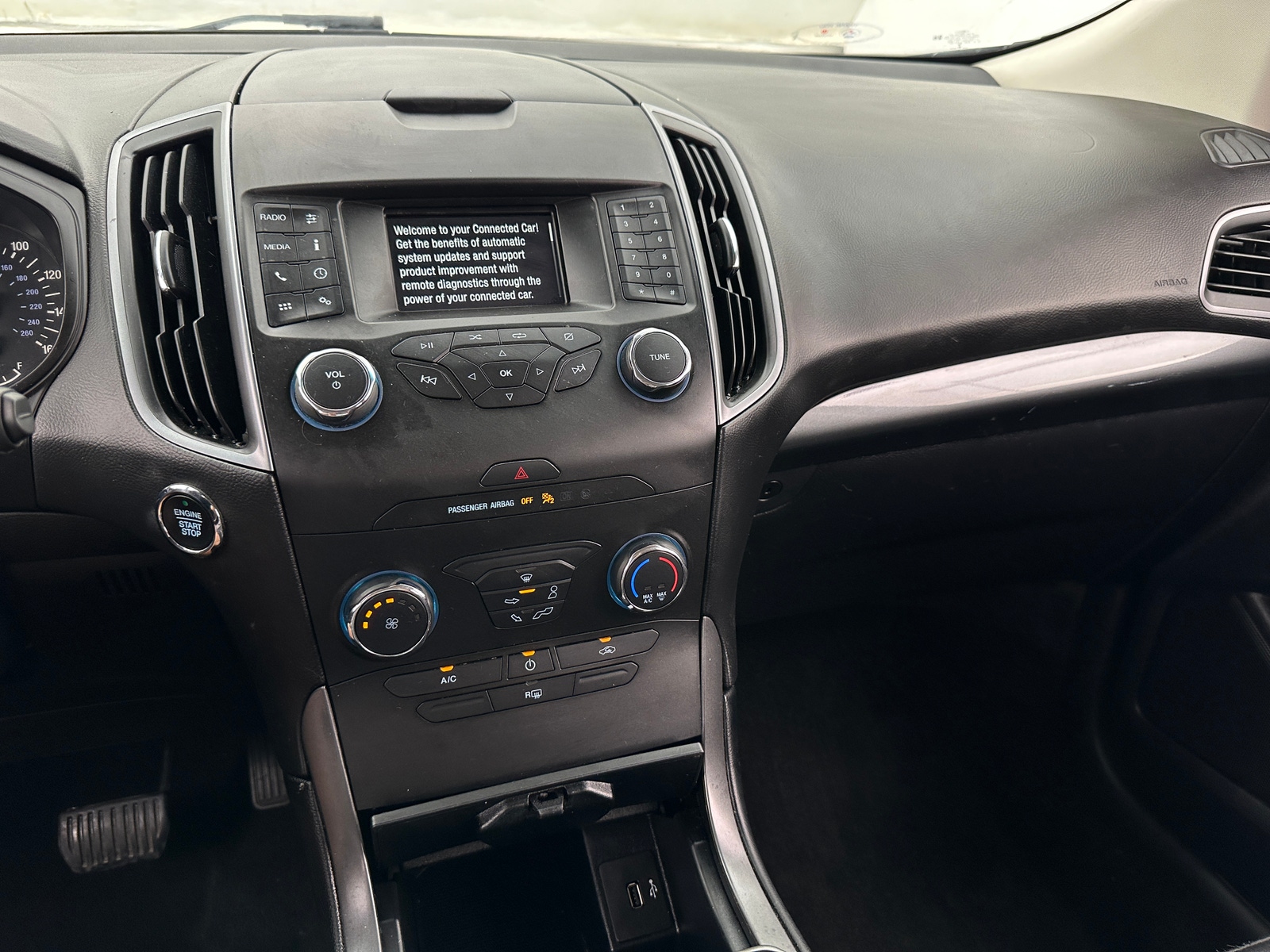 Thumbnail: 2019 Ford Edge - 4