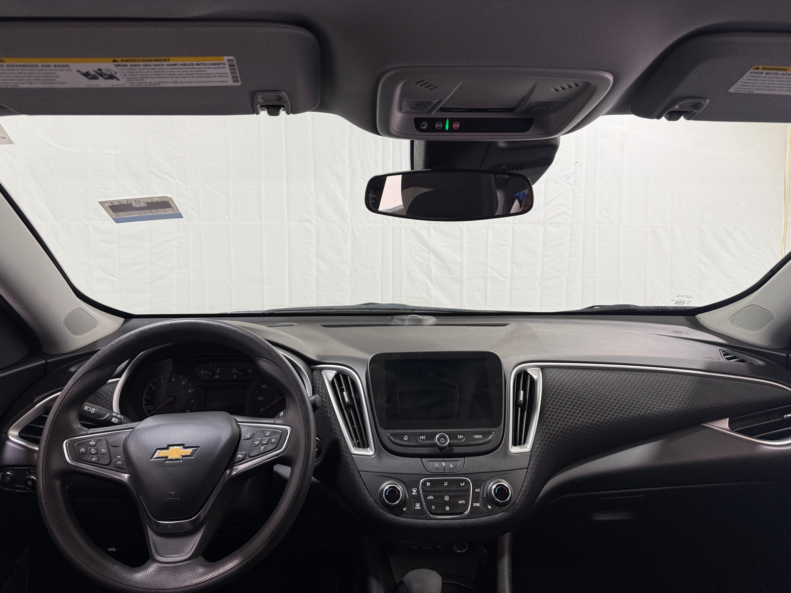 Thumbnail: 2024 Chevrolet Malibu - 3