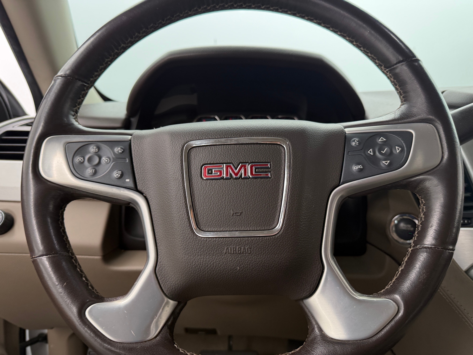 Thumbnail: 2019 GMC Yukon XL - 5