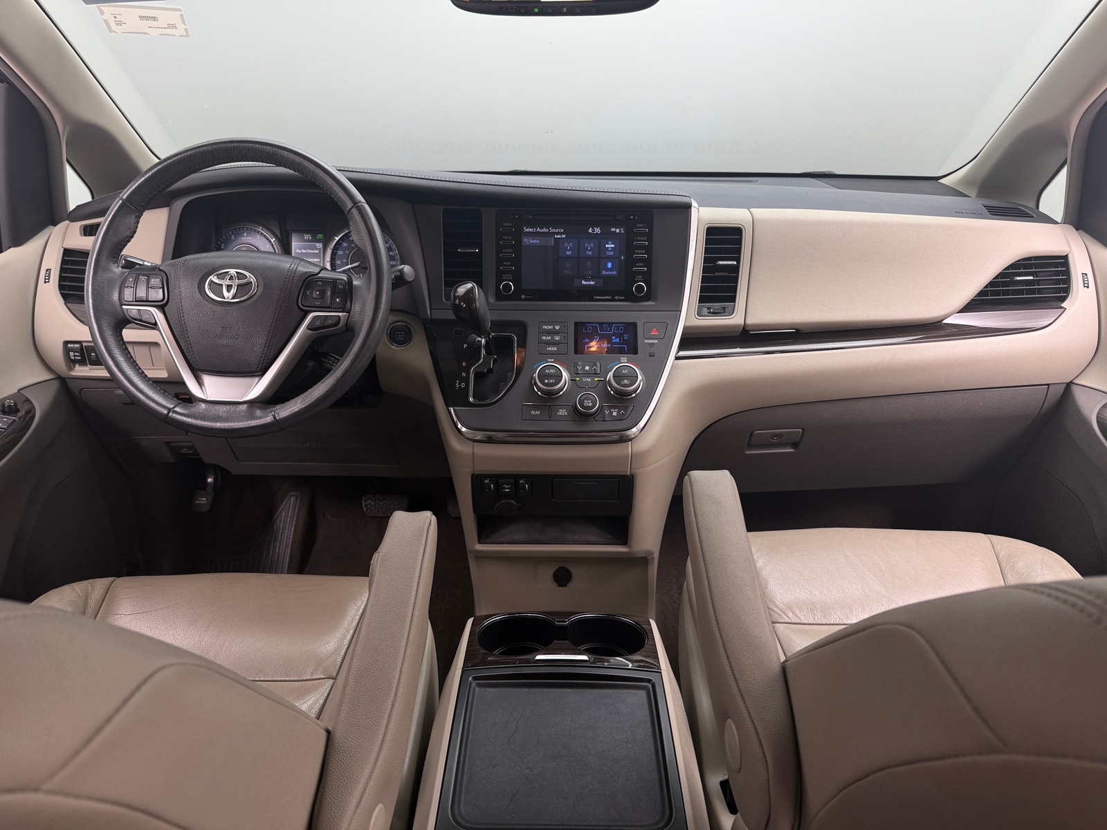 Thumbnail: 2018 Toyota Sienna - 2