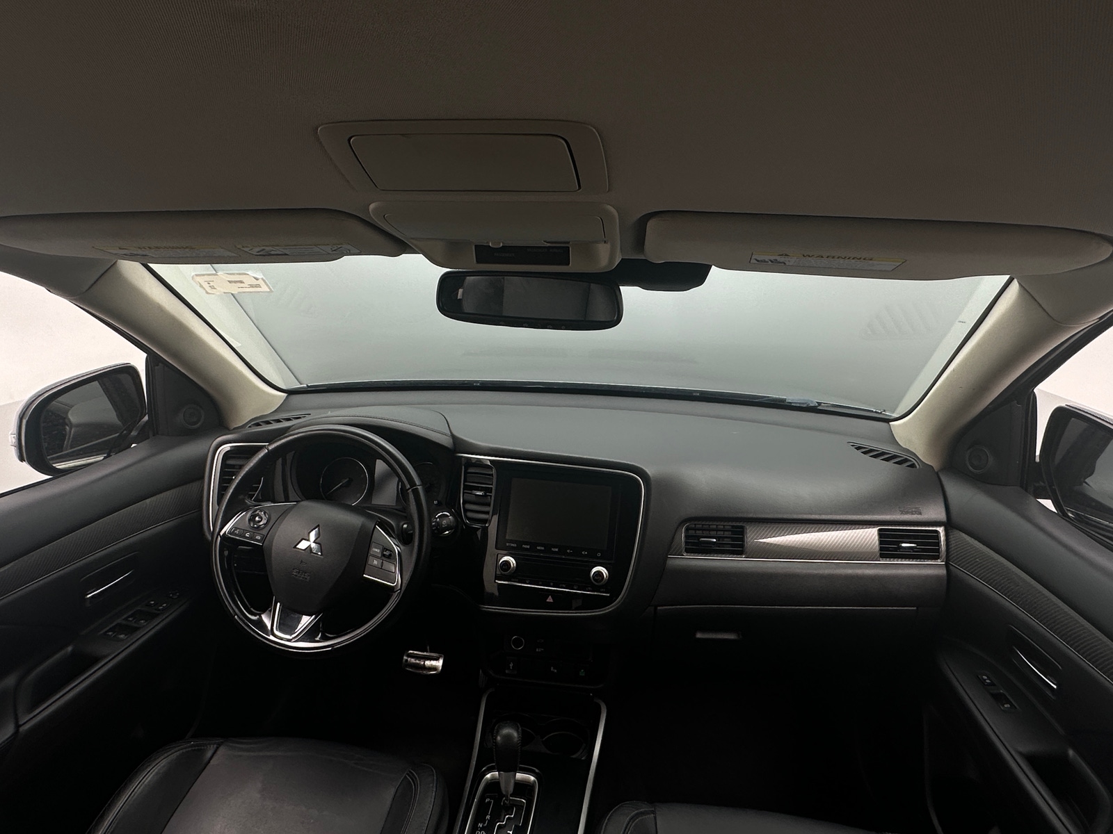 Thumbnail: 2020 Mitsubishi Outlander - 2