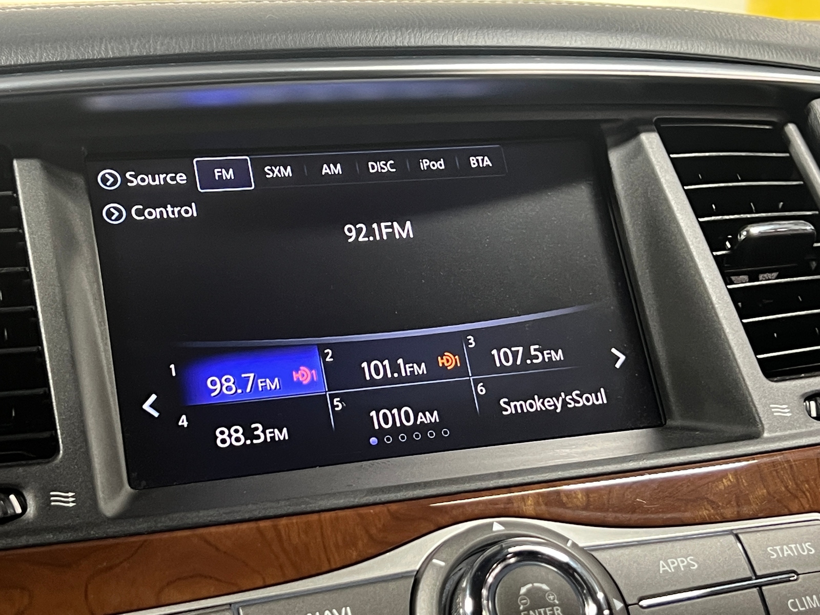 Thumbnail: 2018 INFINITI QX80 - 3