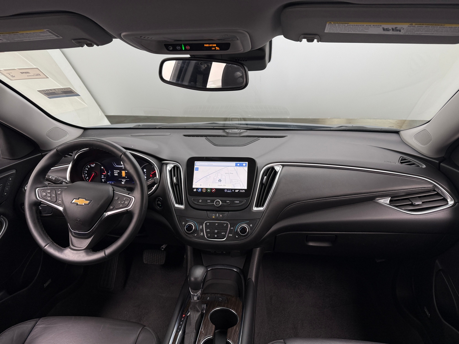 Thumbnail: 2024 Chevrolet Malibu - 3