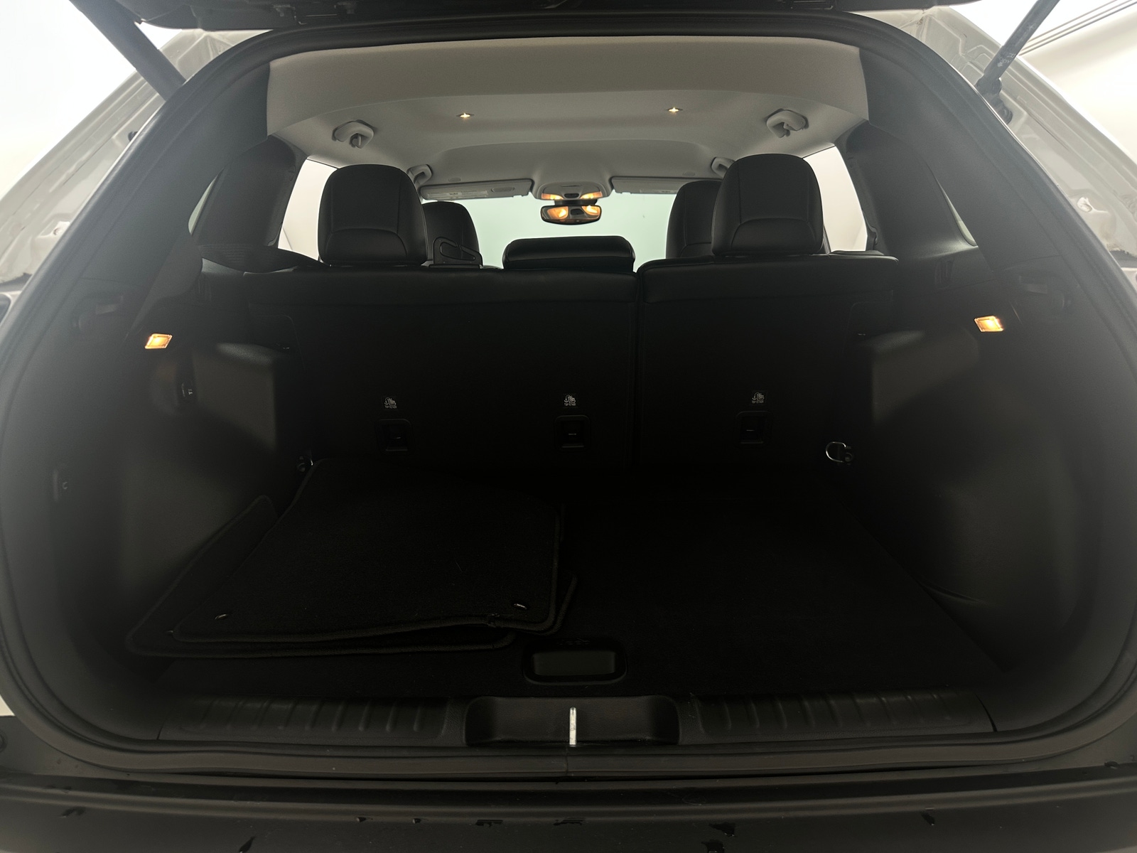 Thumbnail: 2023 Jeep Cherokee - 6