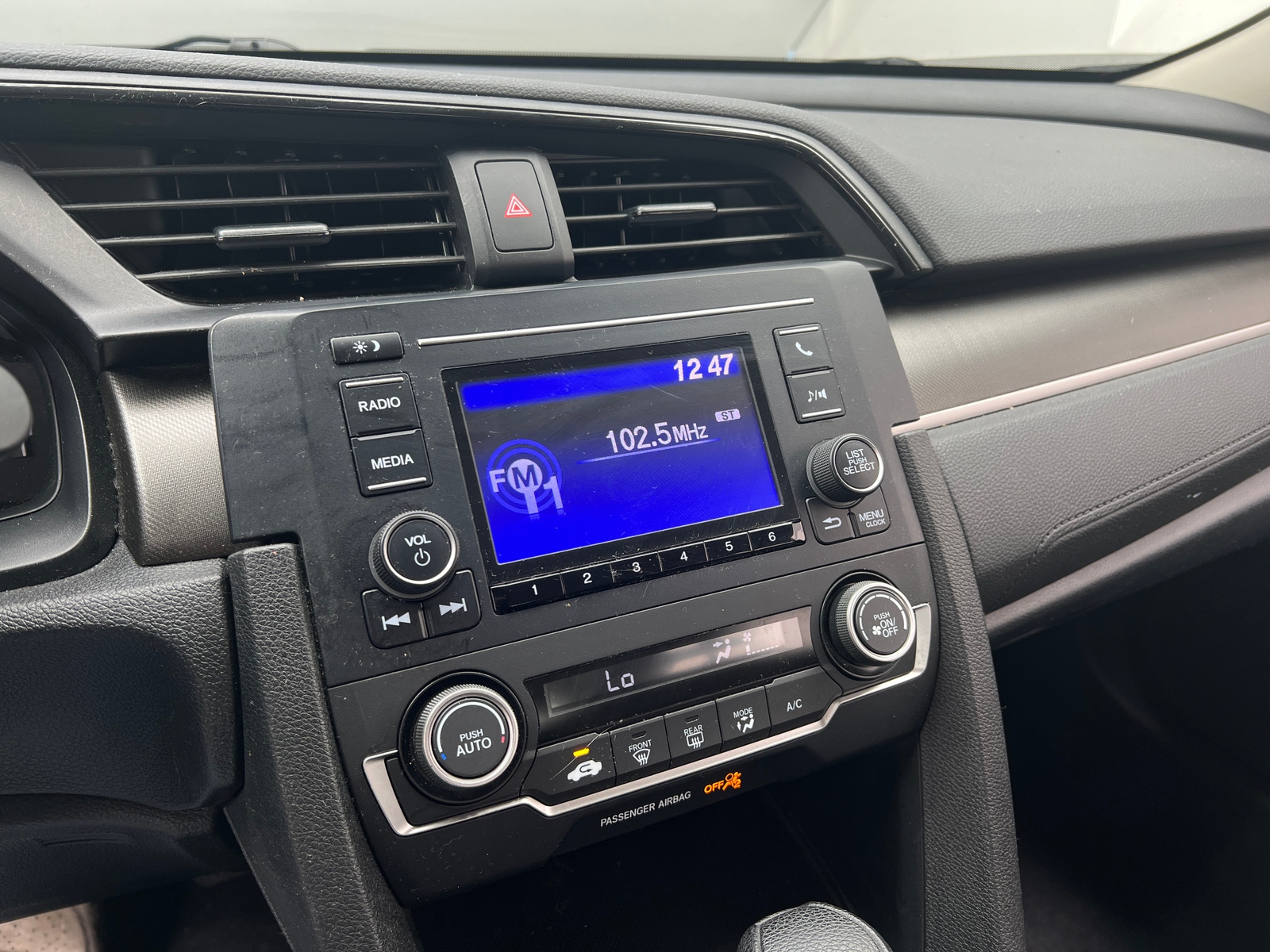 Thumbnail: 2019 Honda Civic - 4