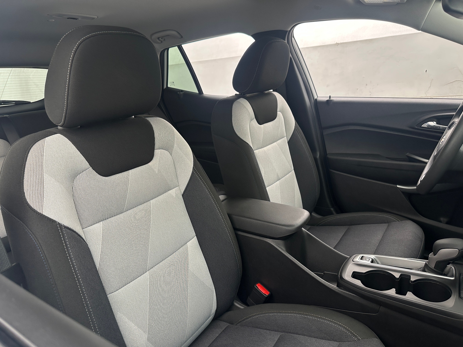 Thumbnail: 2025 Chevrolet Trax - 2