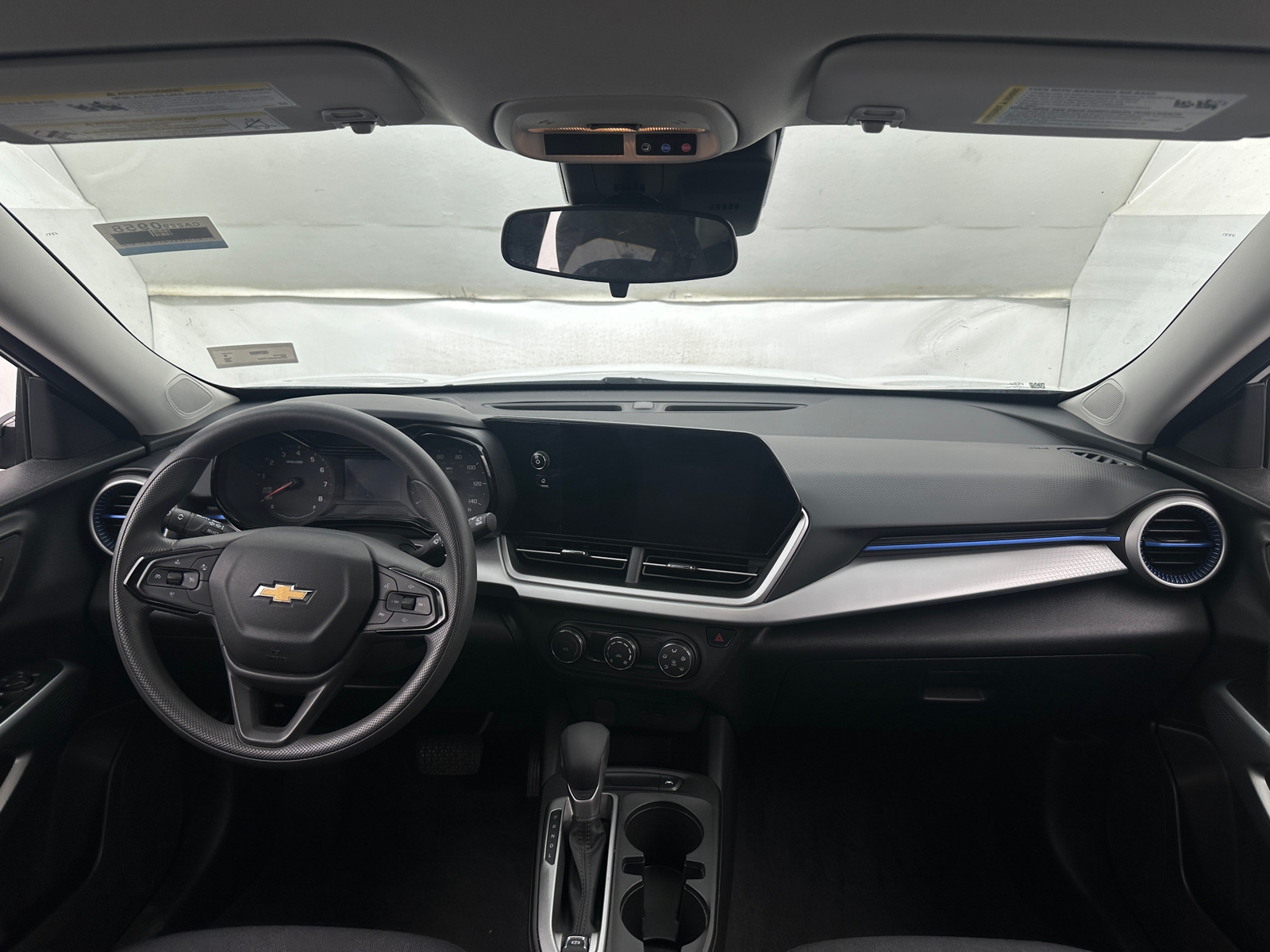 Thumbnail: 2025 Chevrolet Trax - 3
