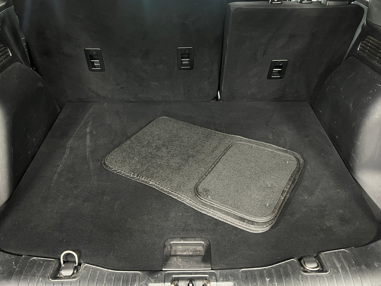 Thumbnail: 2021 Ford Escape - 7