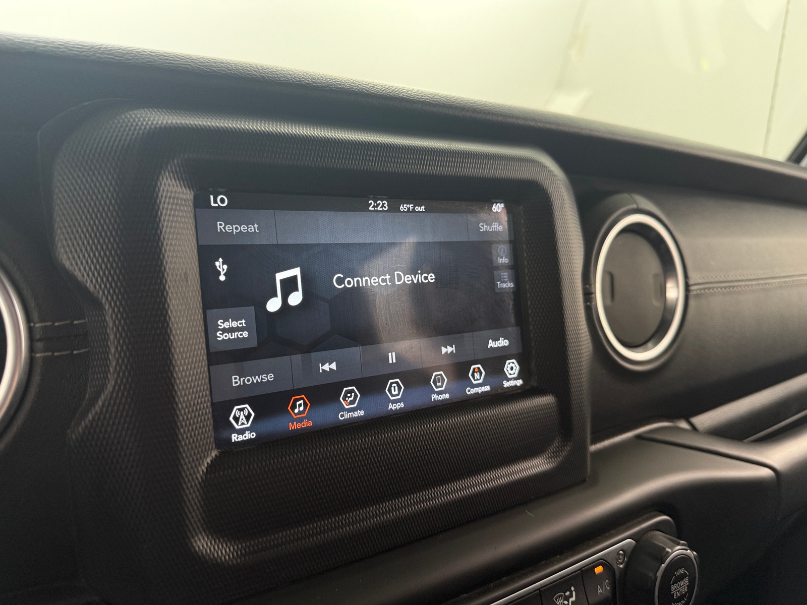 Thumbnail: 2018 Jeep Wrangler - 4