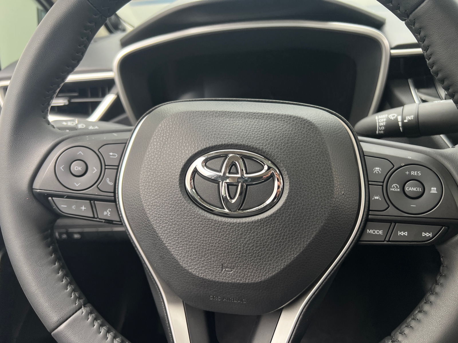 Thumbnail: 2025 Toyota Corolla - 5