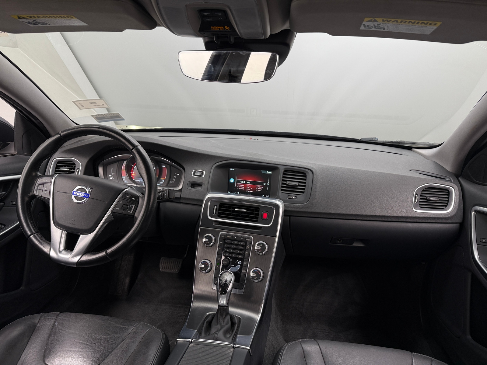 Thumbnail: 2016 Volvo S60 - 2