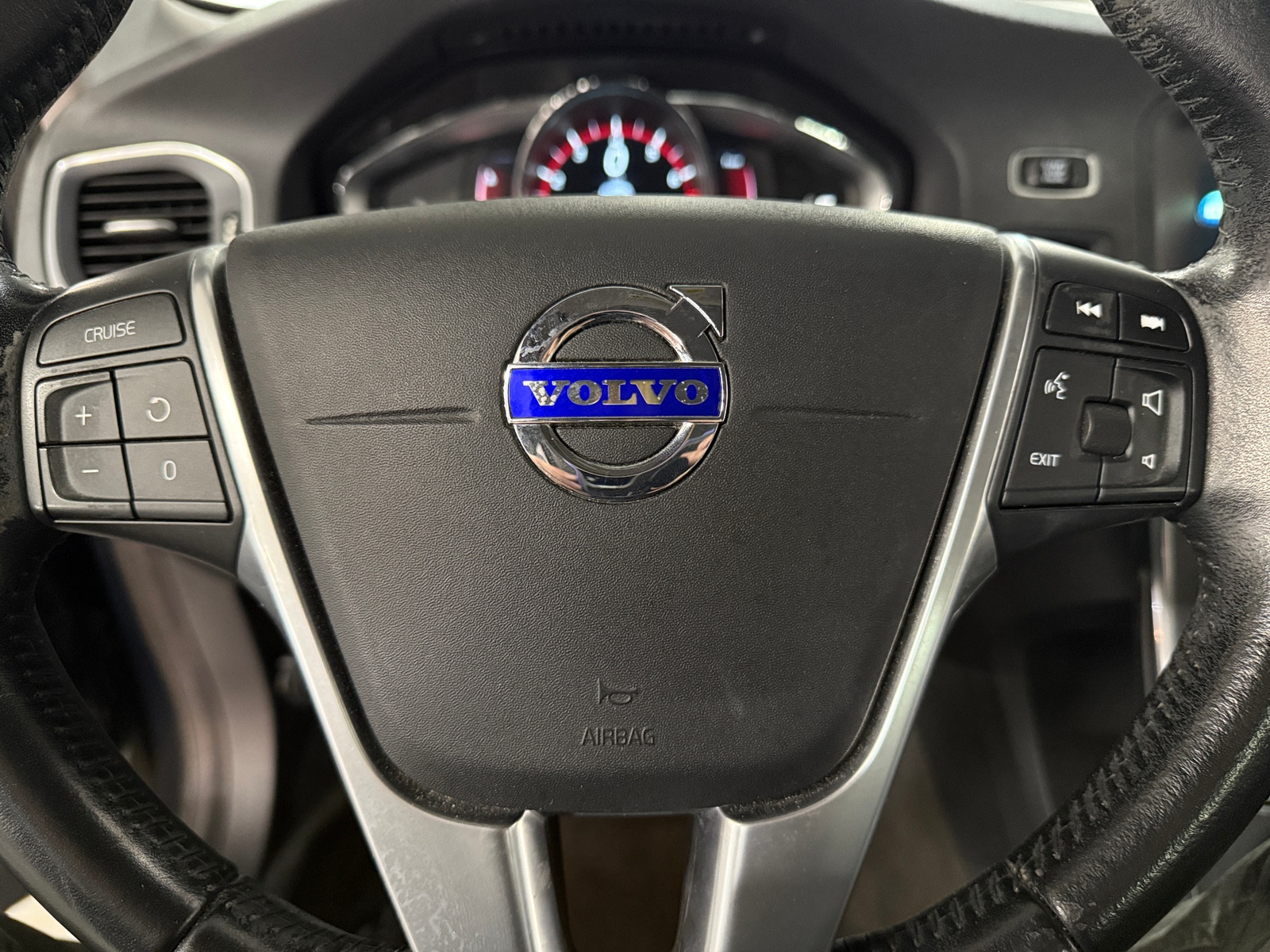 Thumbnail: 2016 Volvo S60 - 4