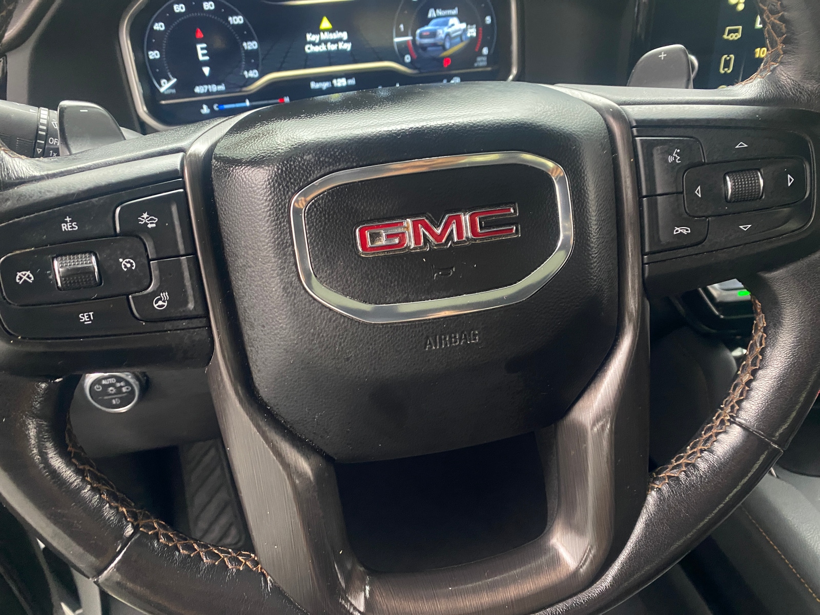 Thumbnail: 2023 GMC Sierra 1500 - 4