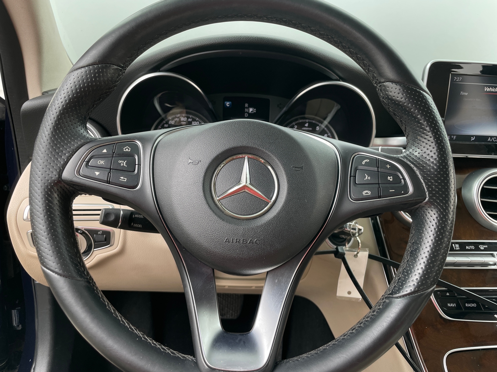 Thumbnail: 2015 Mercedes-Benz C-Class - 4