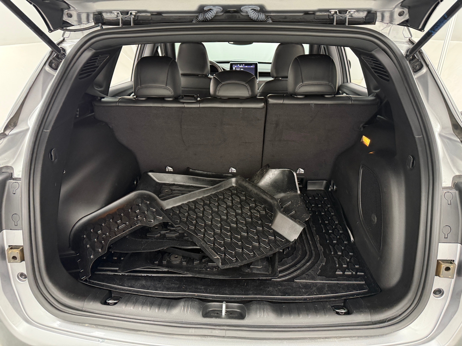 Thumbnail: 2023 Jeep Compass - 7