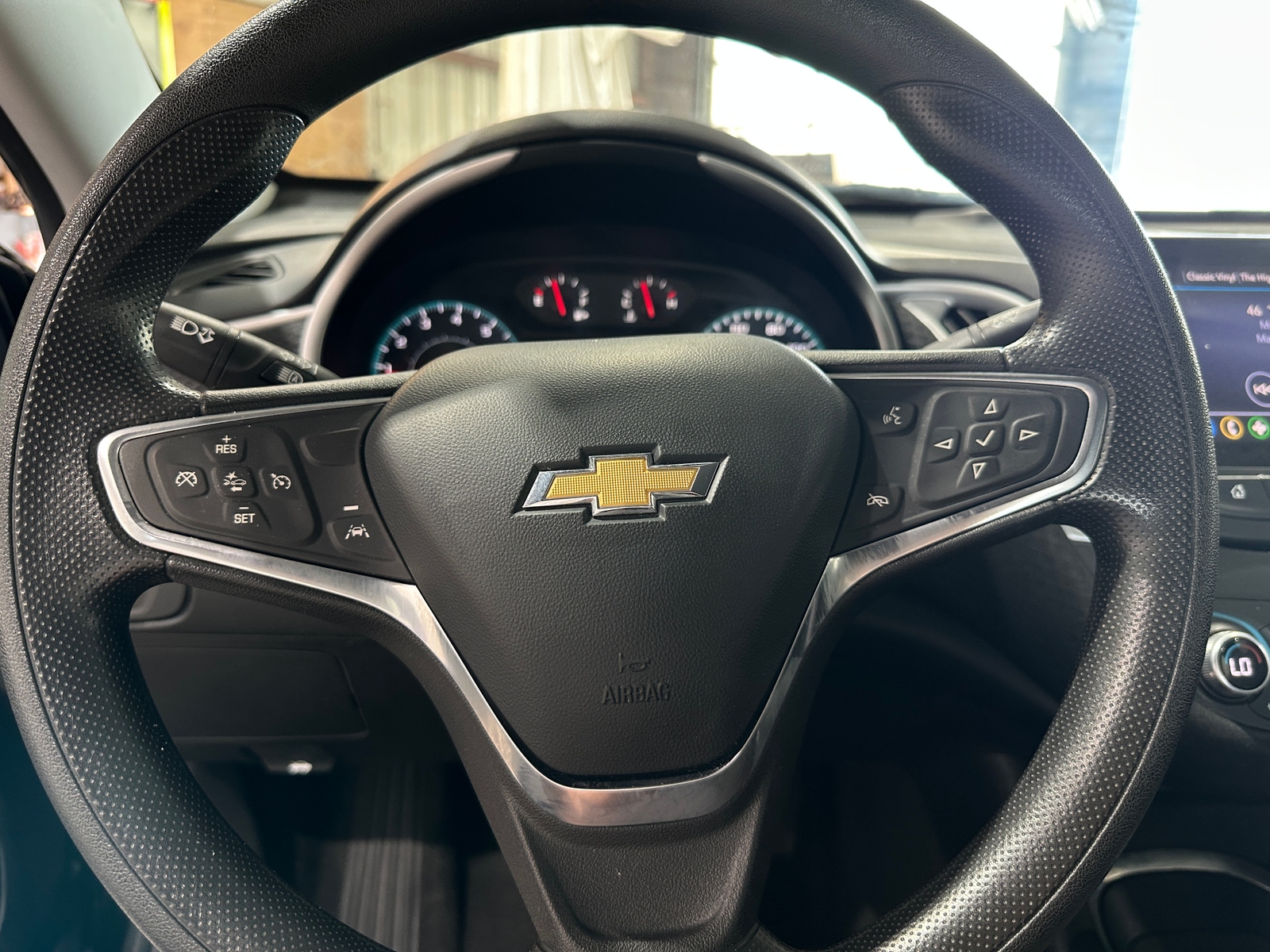 Thumbnail: 2024 Chevrolet Malibu - 5