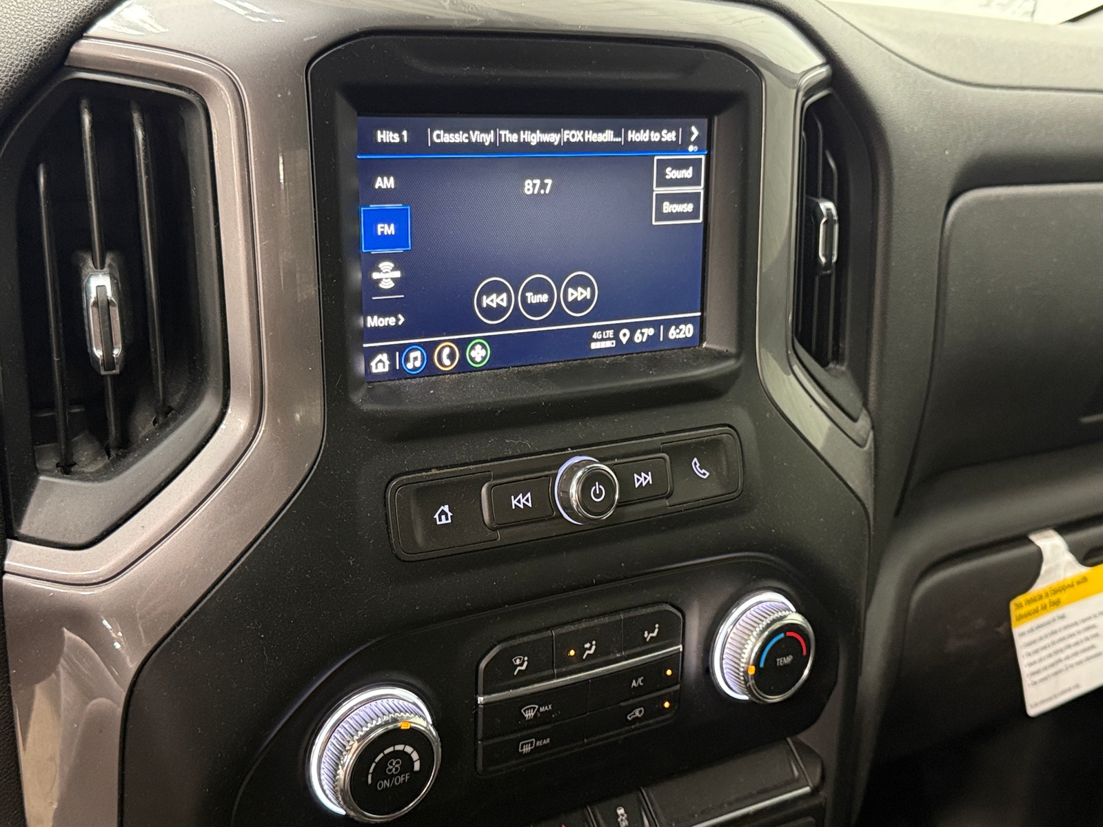 Thumbnail: 2022 GMC Sierra 1500 - 4
