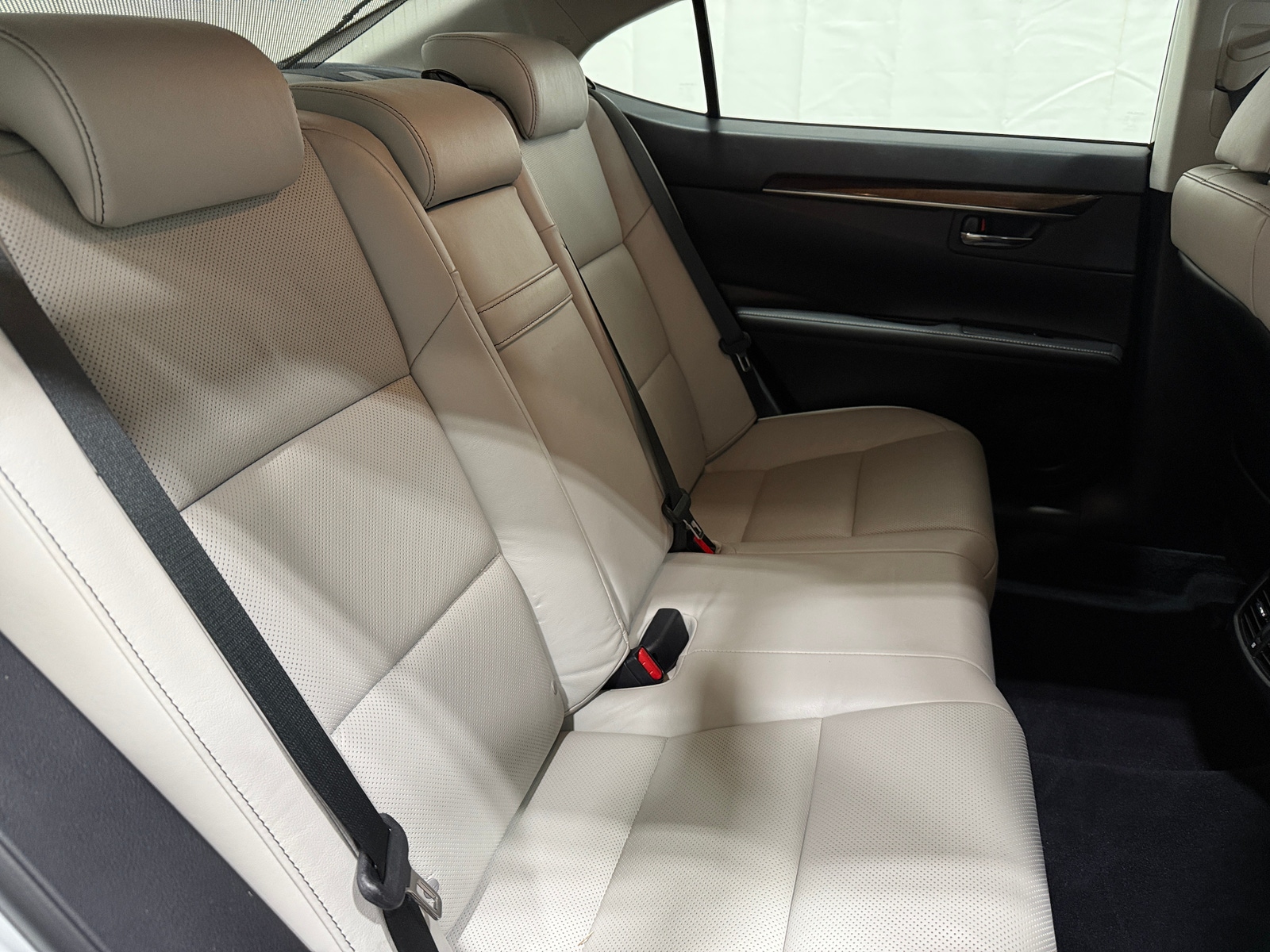 Thumbnail: 2013 Lexus ES - 5