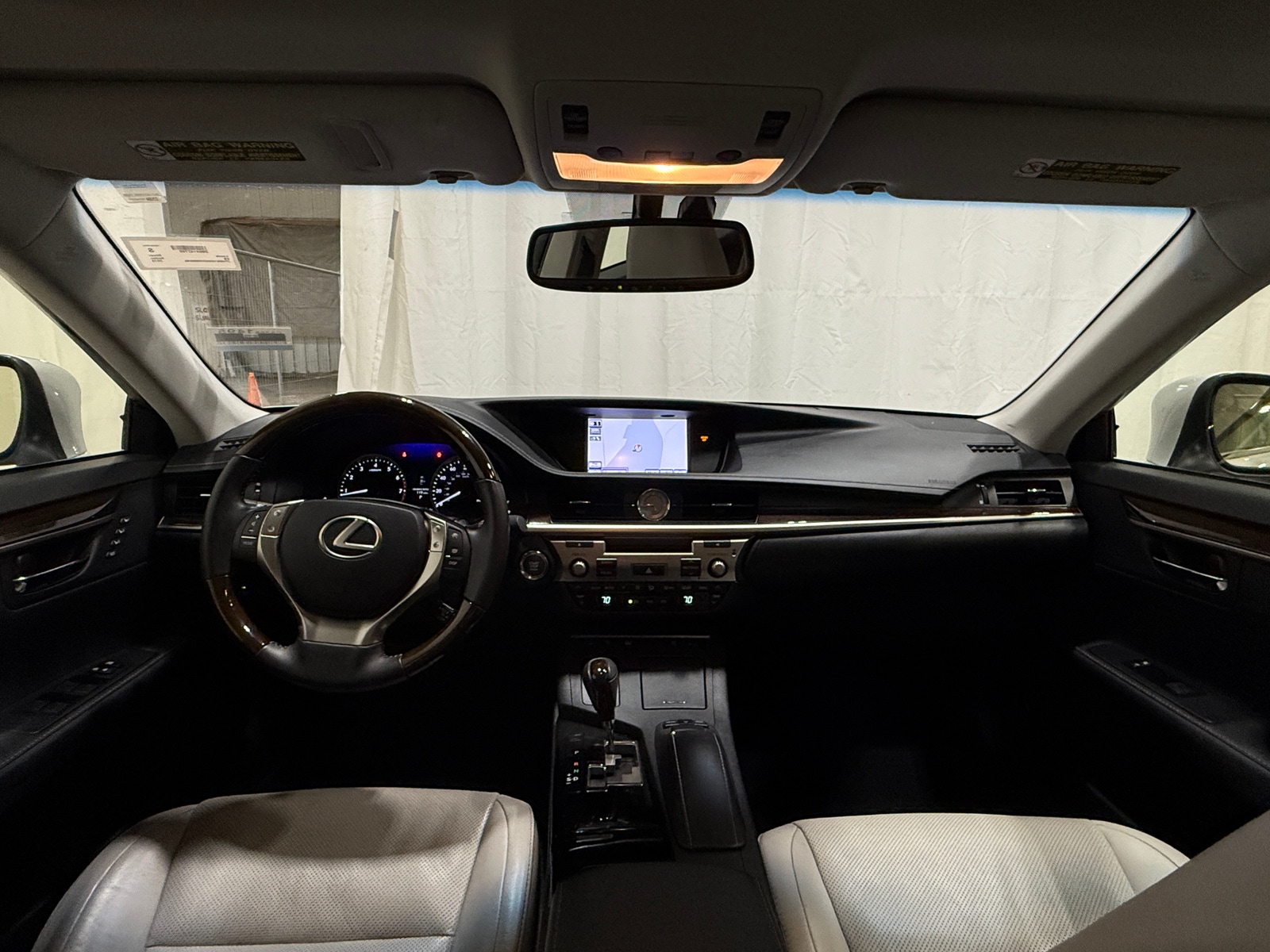 Thumbnail: 2013 Lexus ES - 2
