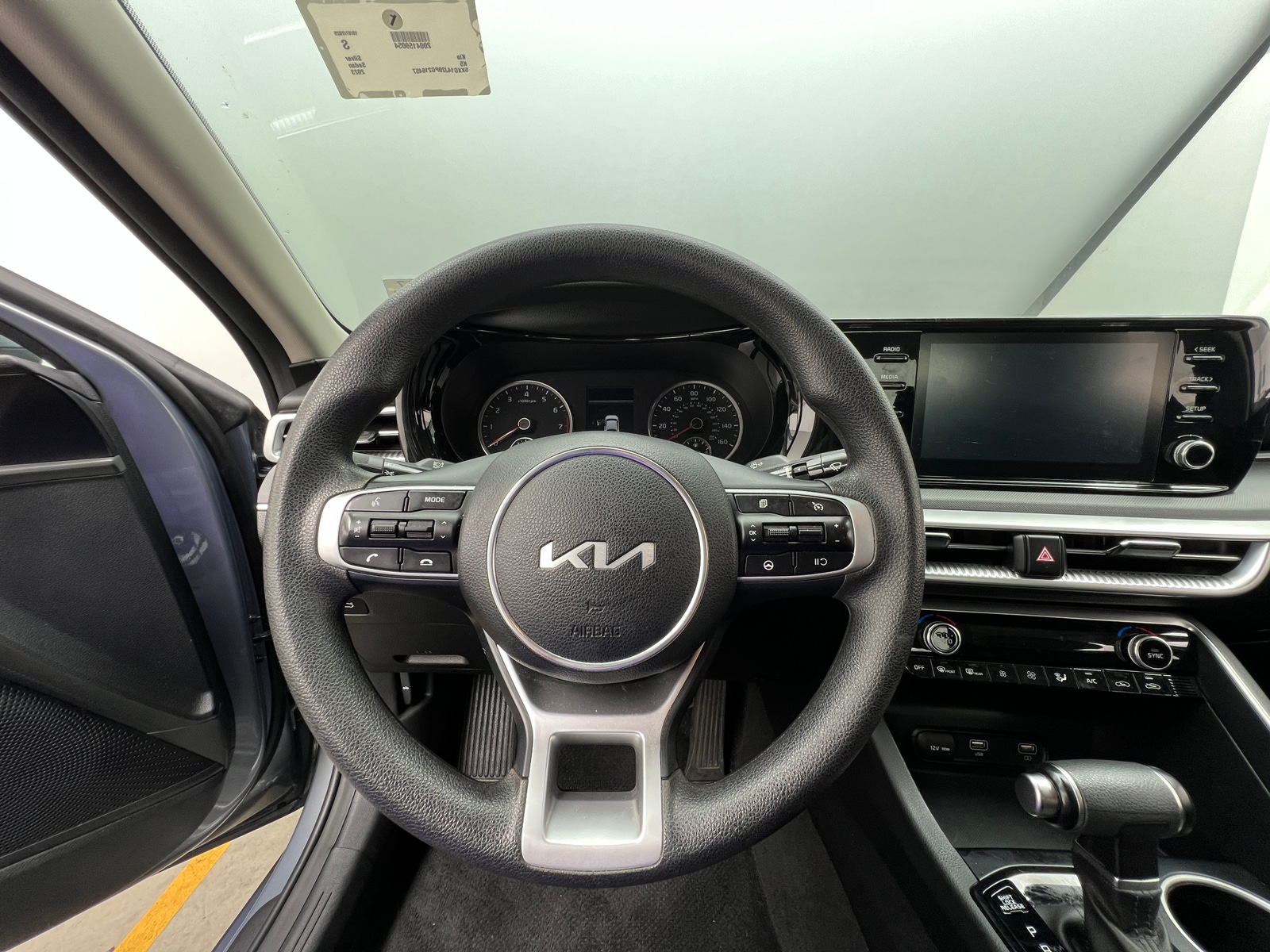 Thumbnail: 2023 Kia K5 - 5