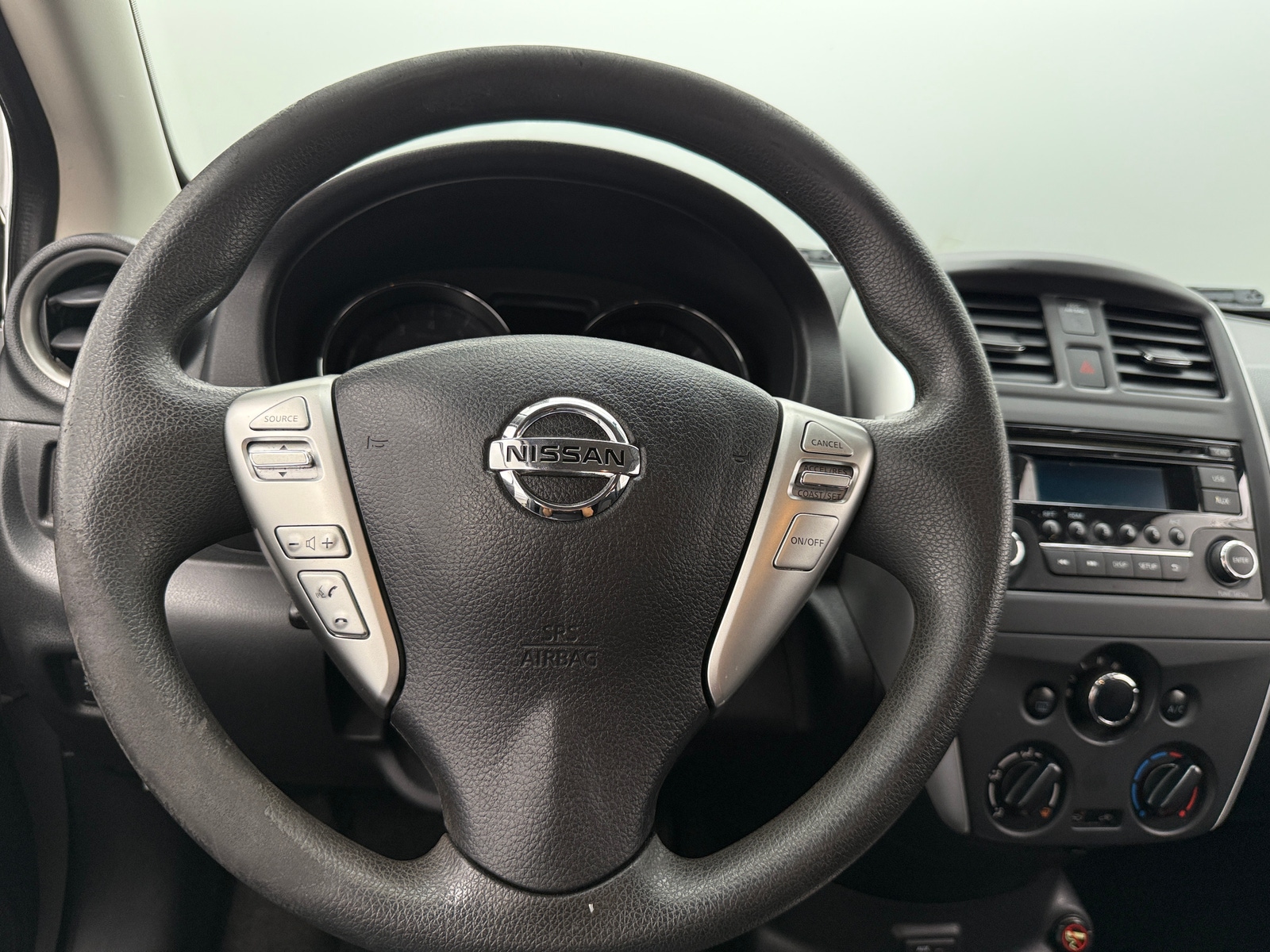 Thumbnail: 2018 Nissan Versa - 5