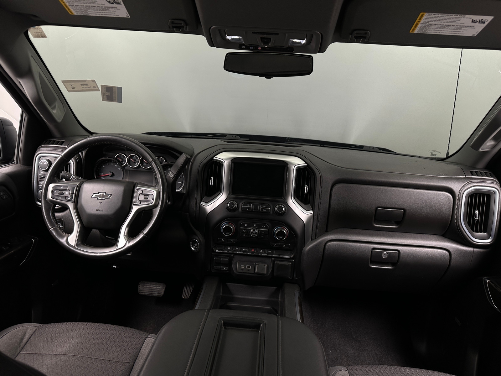 Thumbnail: 2020 Chevrolet Silverado 1500 - 3