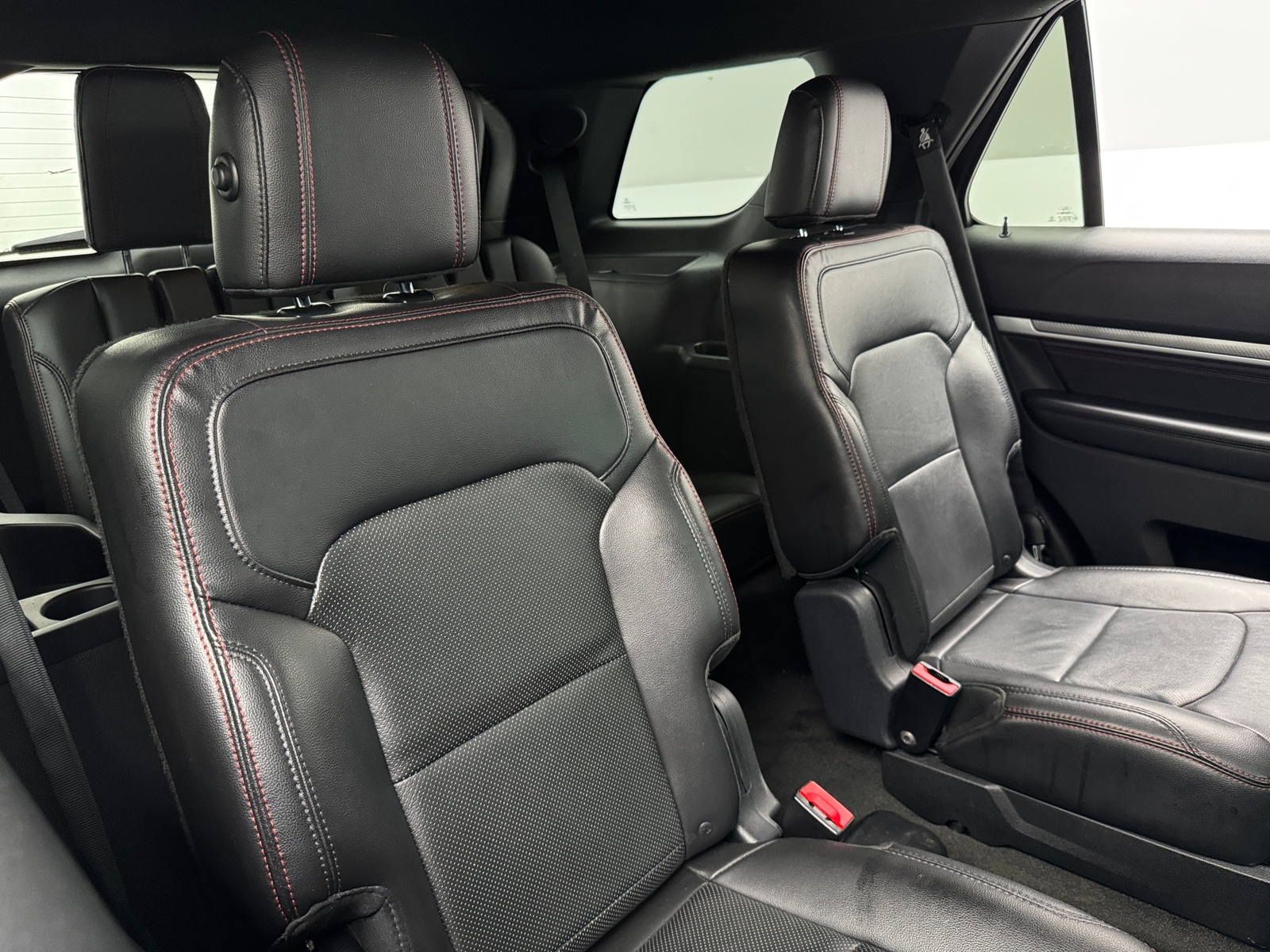 Thumbnail: 2017 Ford Explorer - 5