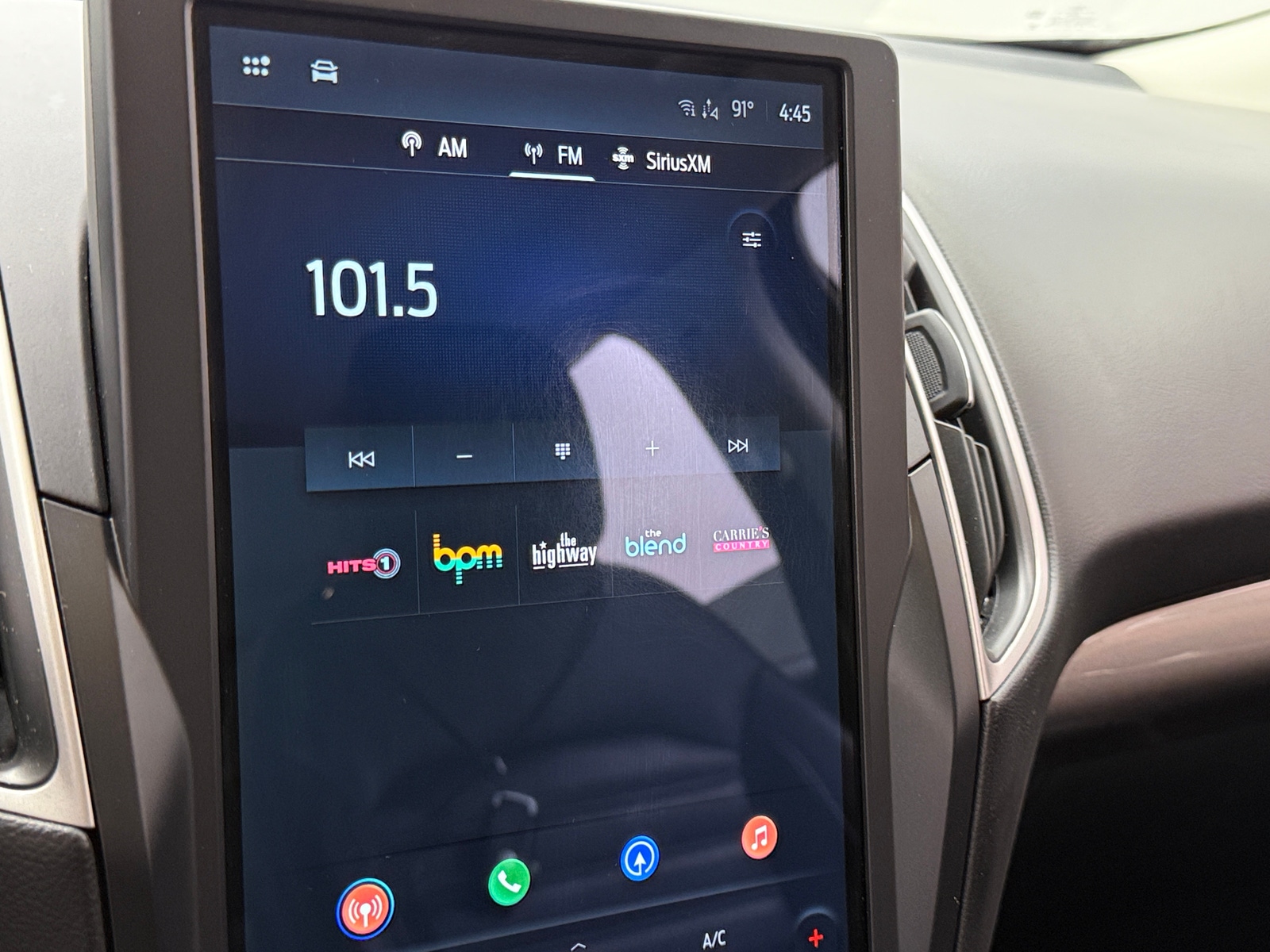 Thumbnail: 2024 Ford Edge - 3