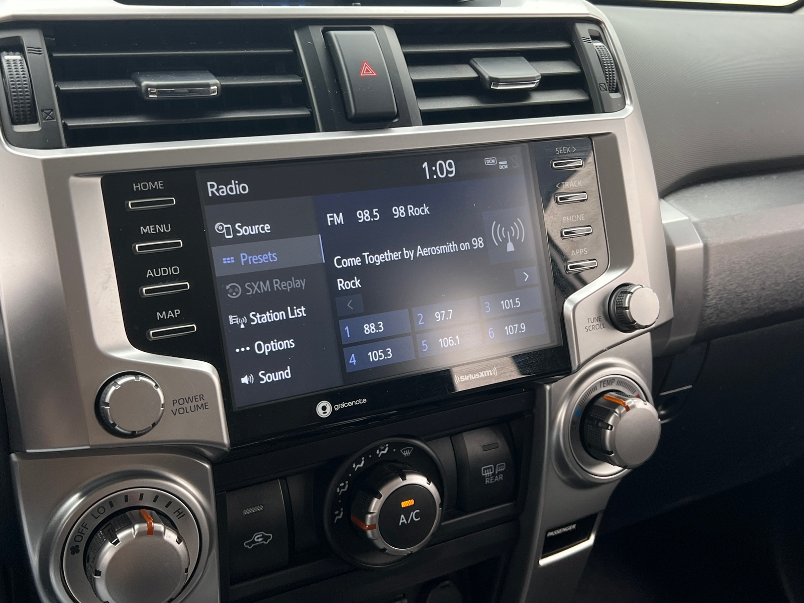 Thumbnail: 2021 Toyota 4Runner - 4