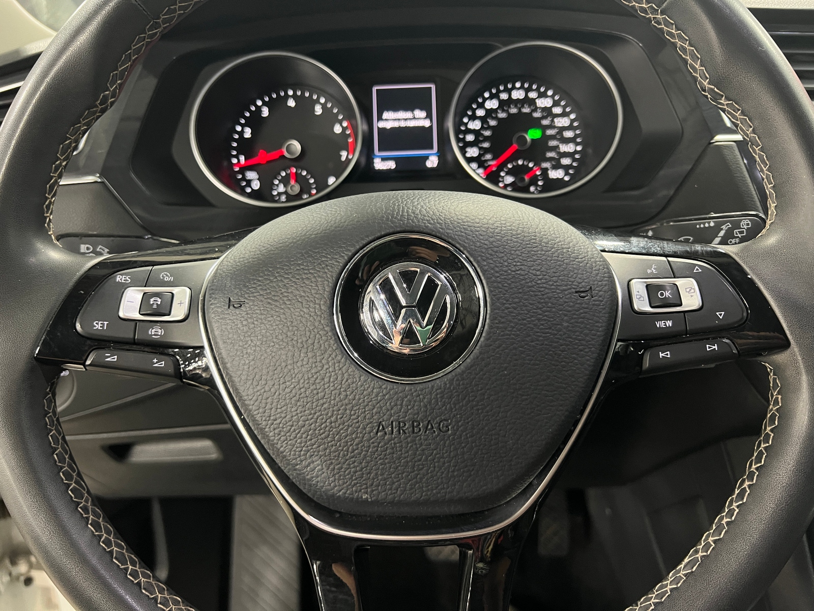 Thumbnail: 2021 Volkswagen Tiguan - 4
