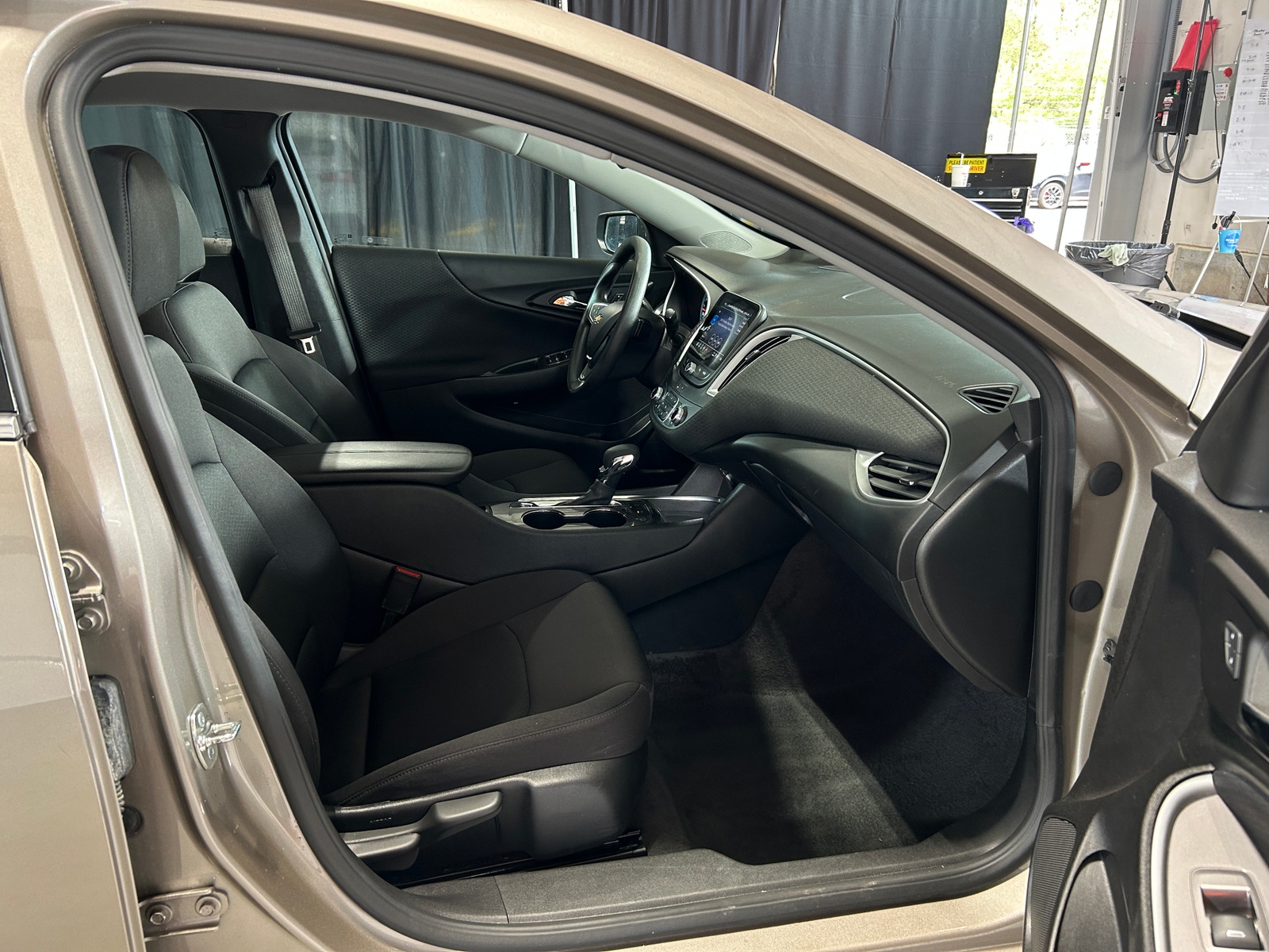 Thumbnail: 2024 Chevrolet Malibu - 2