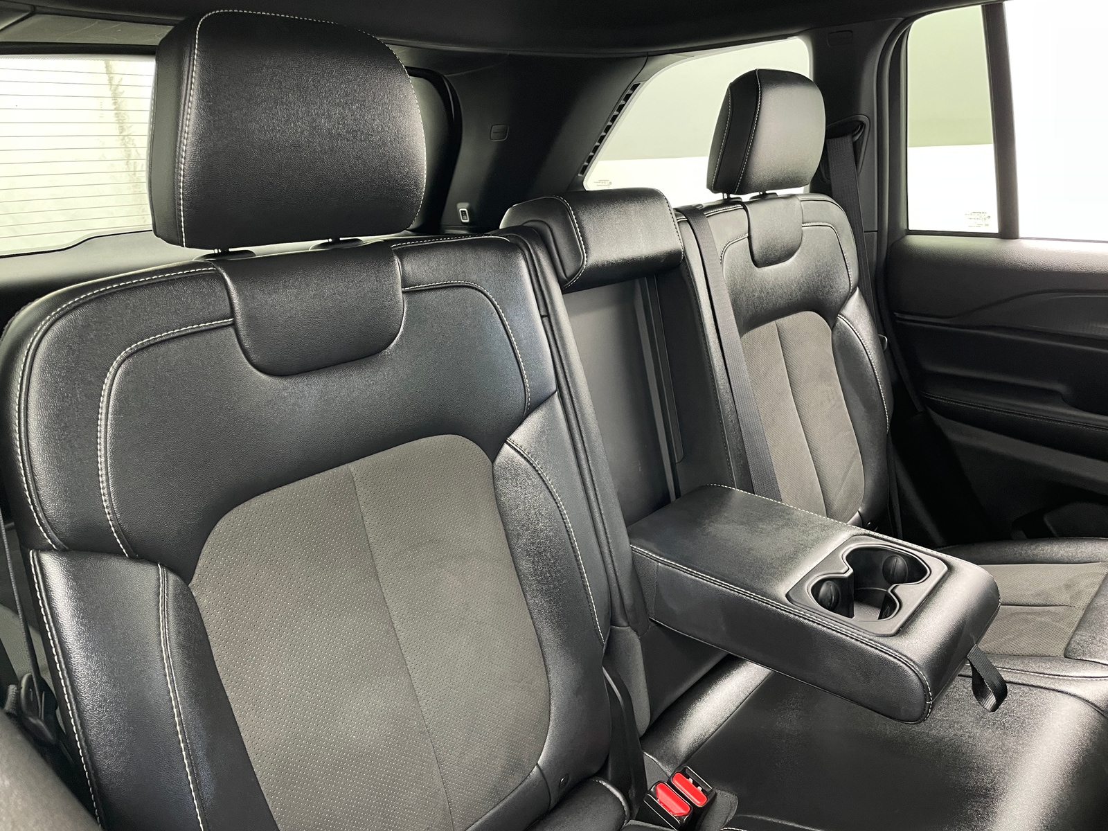 Thumbnail: 2024 Jeep Grand Cherokee - 5
