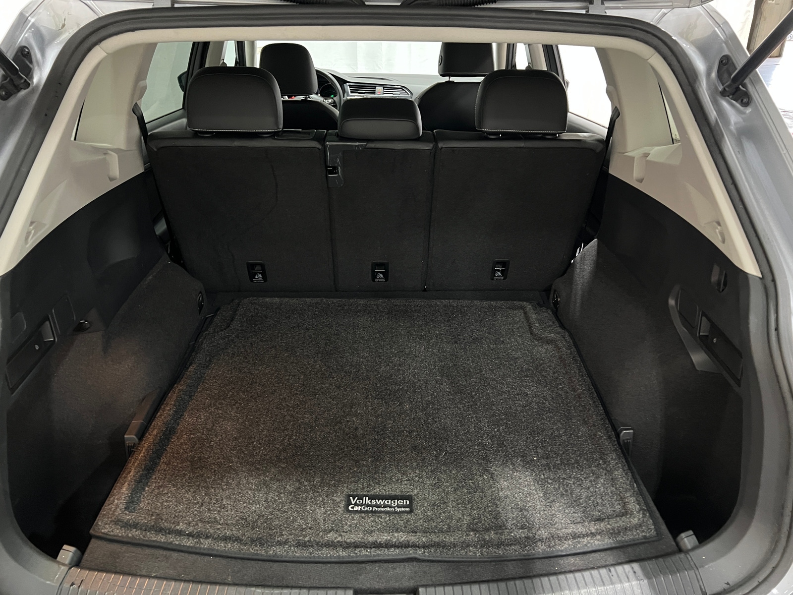 Thumbnail: 2021 Volkswagen Tiguan - 6