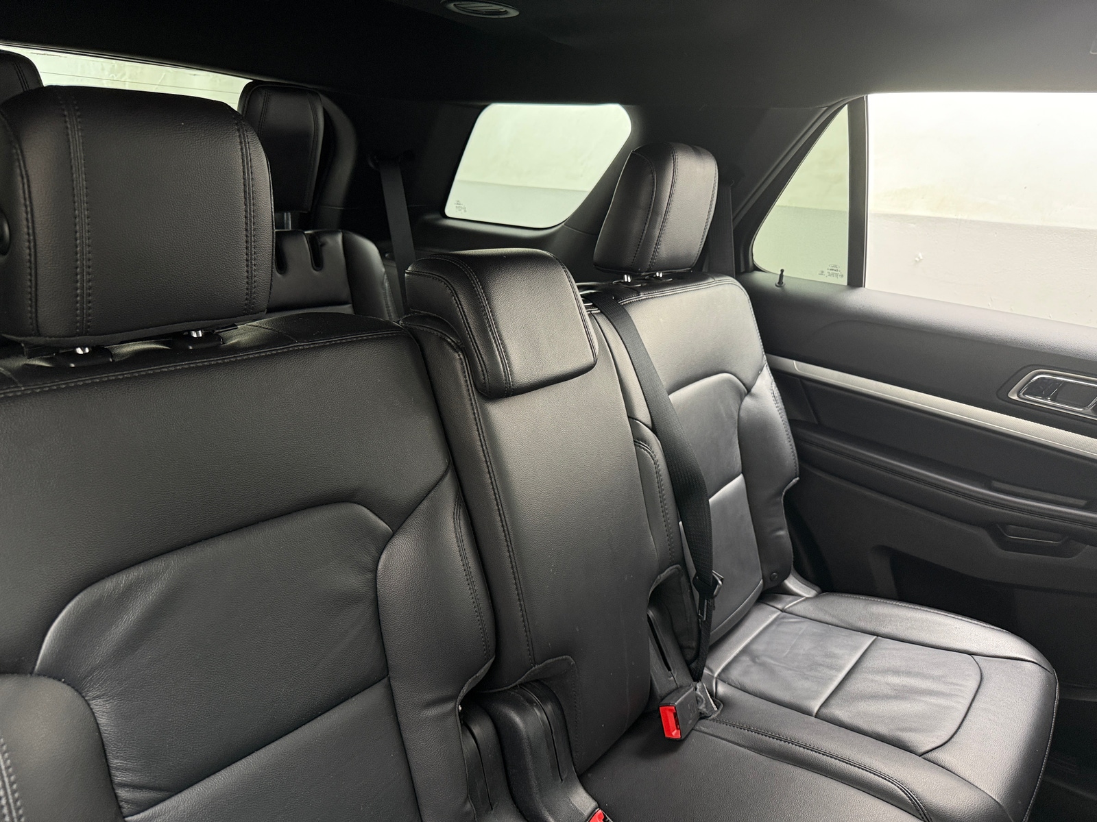 Thumbnail: 2017 Ford Explorer - 5