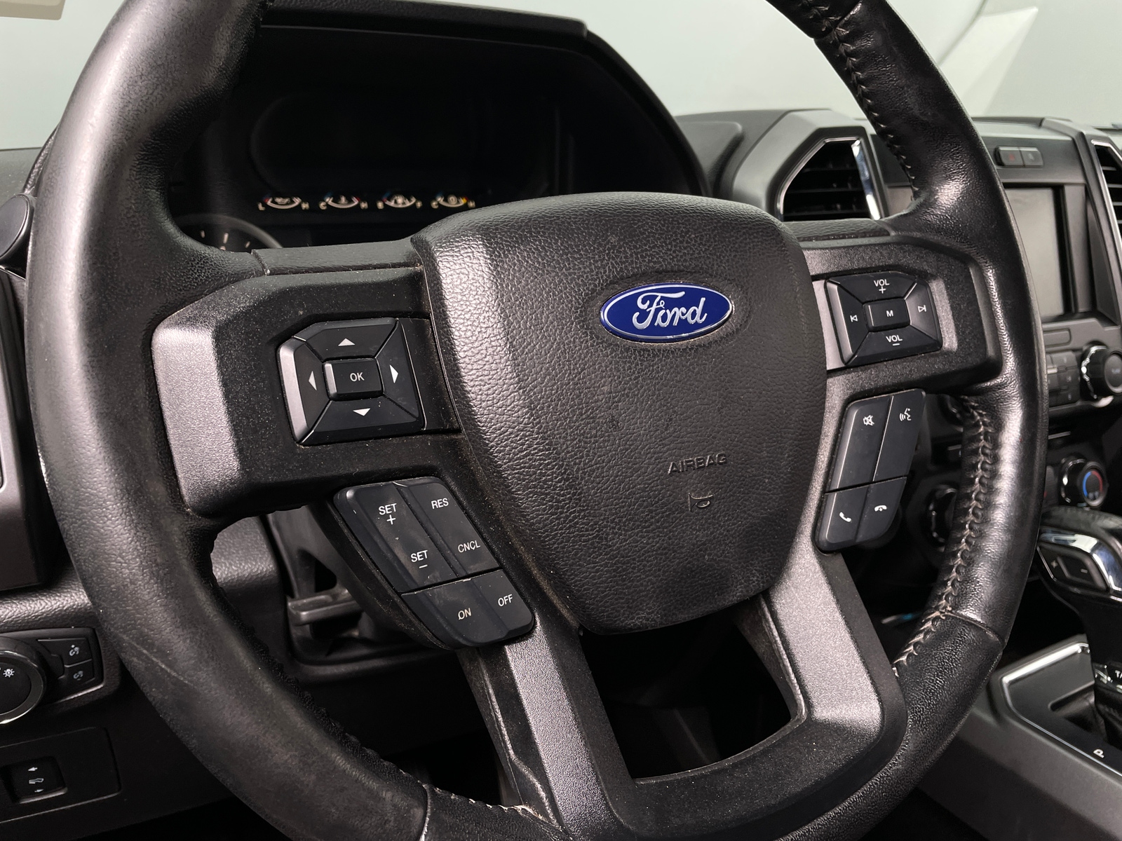 Thumbnail: 2017 Ford Econoline - 5