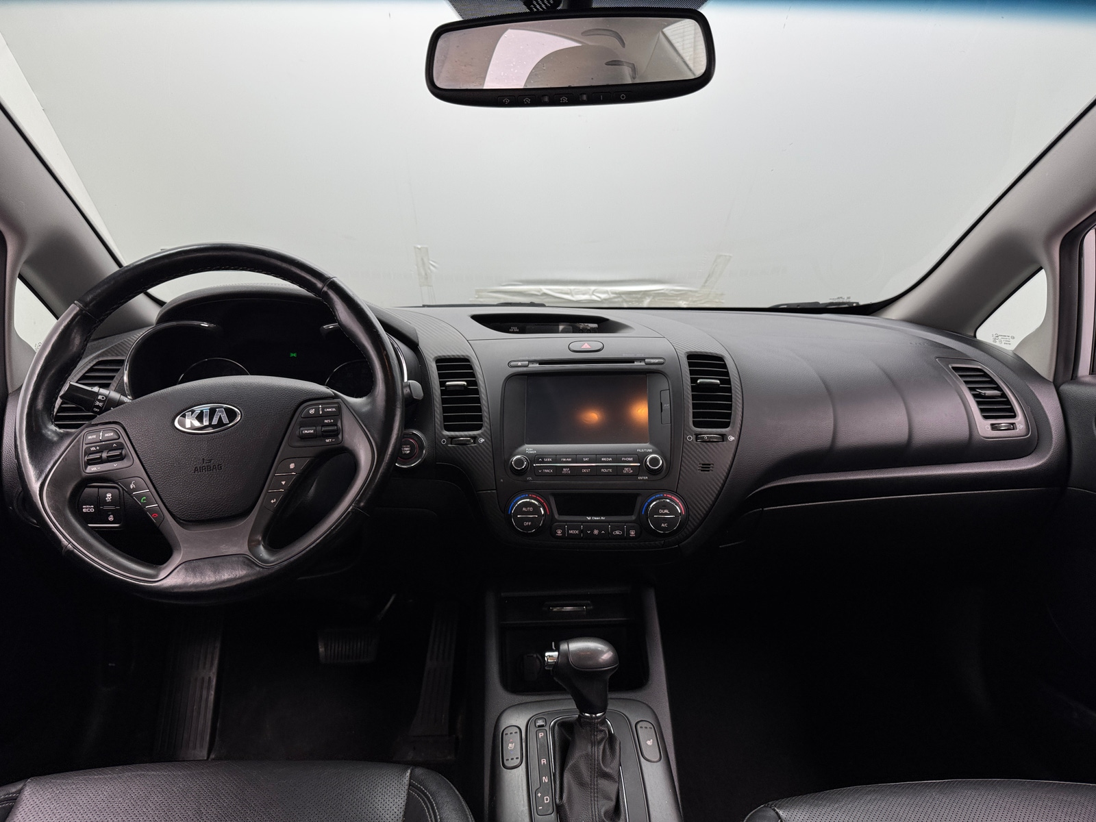Thumbnail: 2016 Kia Forte - 3