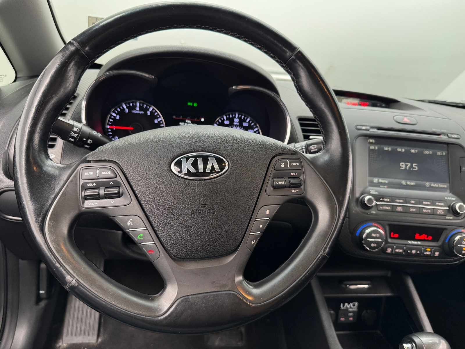 Thumbnail: 2016 Kia Forte - 5