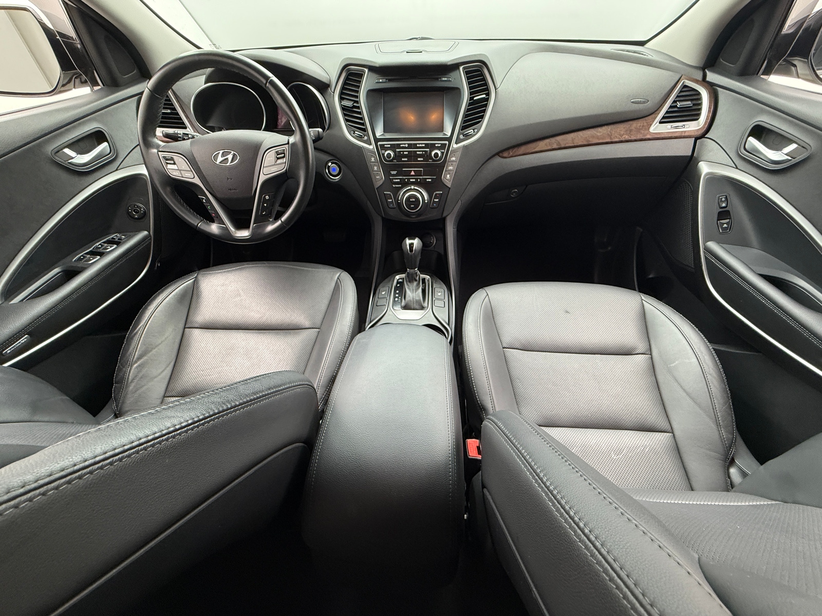 Thumbnail: 2019 Hyundai Santa Fe - 2