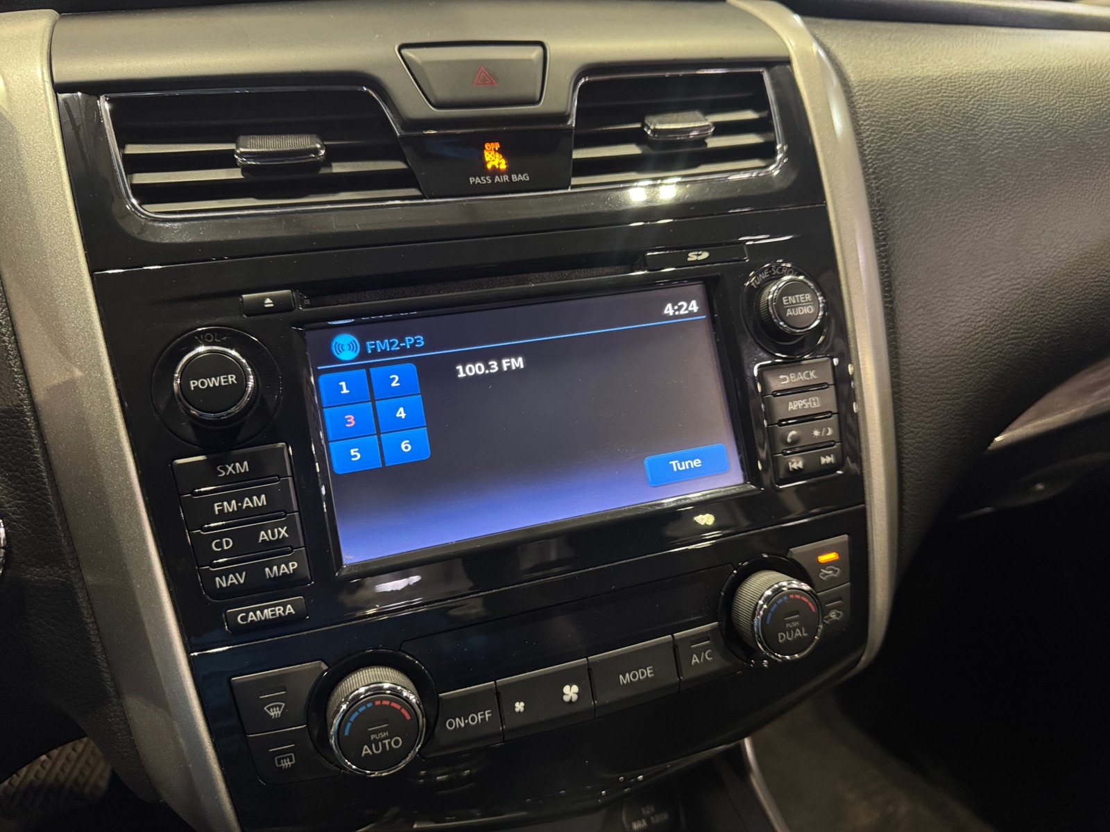 Thumbnail: 2015 Nissan Altima - 3