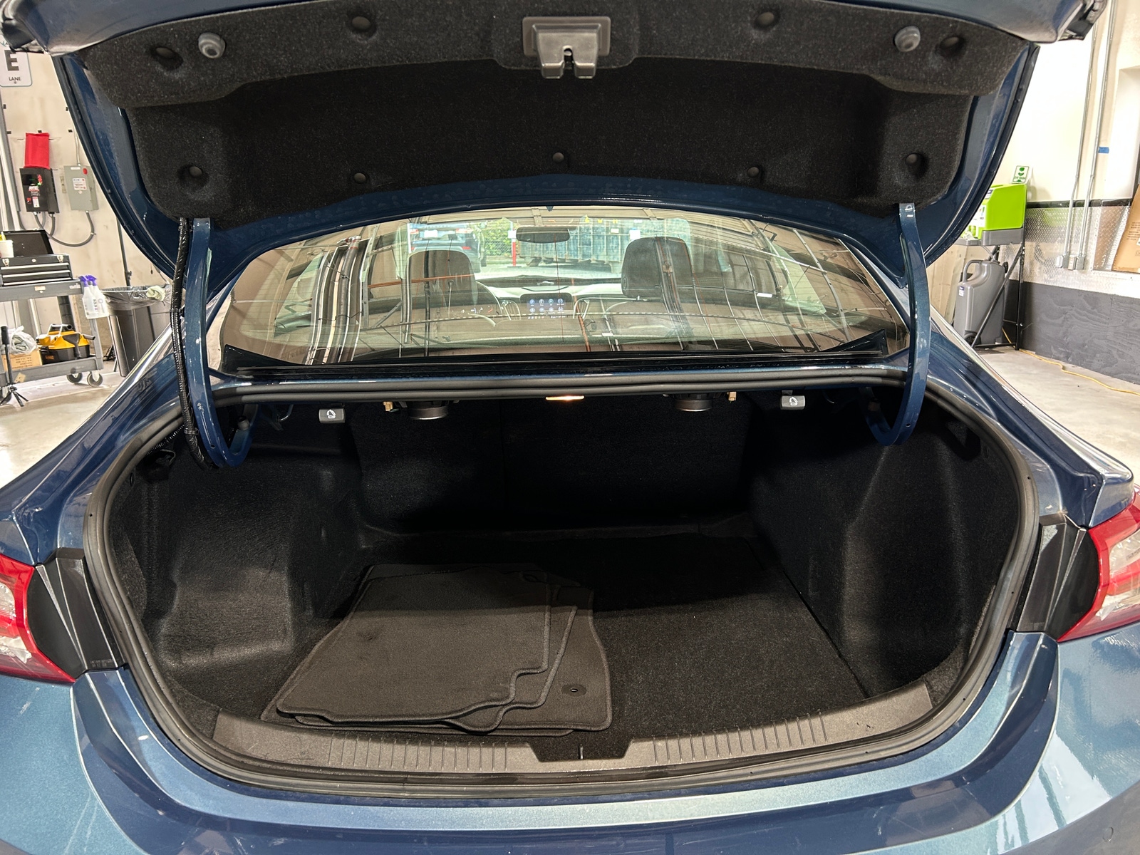 Thumbnail: 2024 Chevrolet Malibu - 6