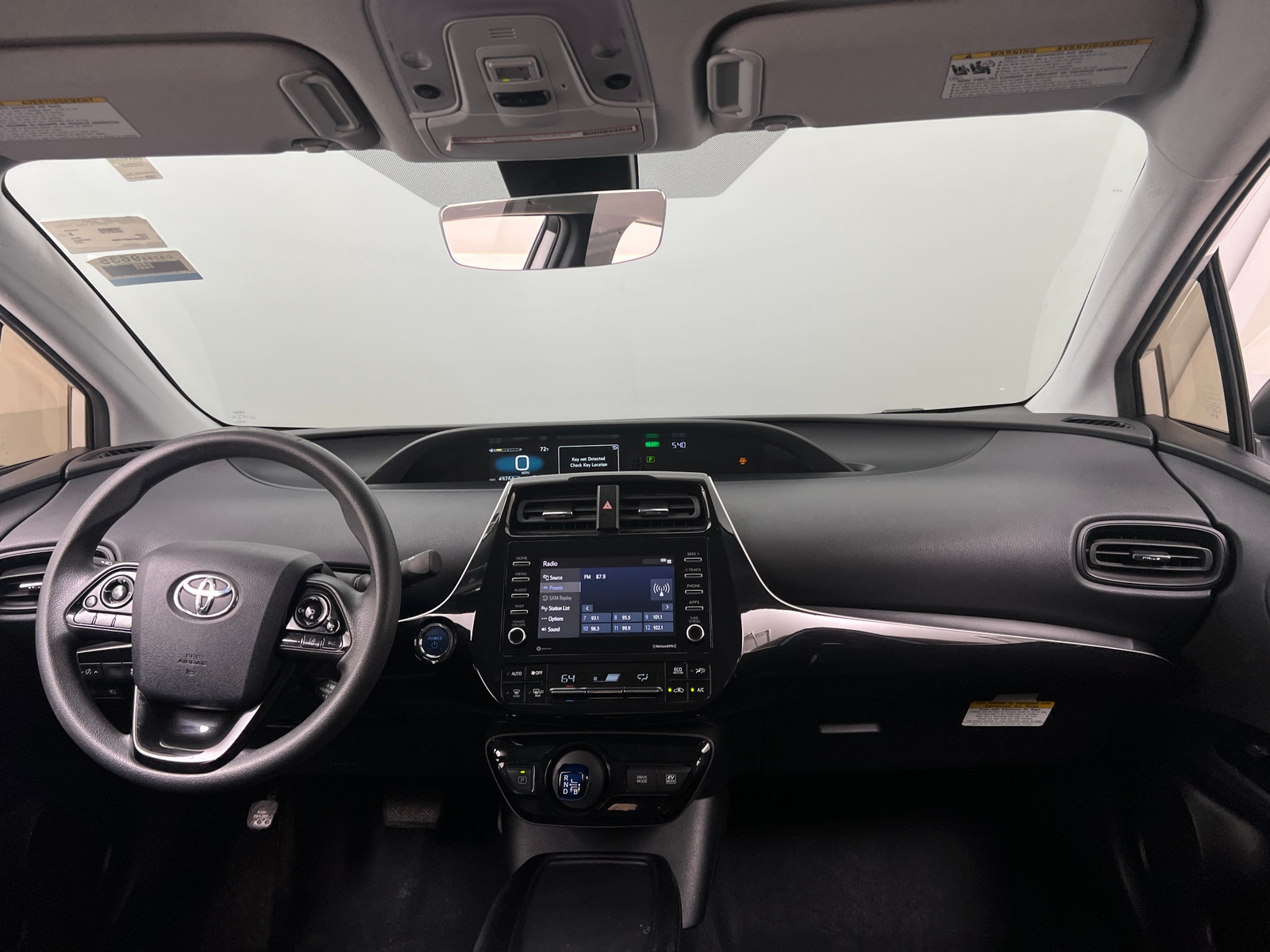 Thumbnail: 2022 Toyota Prius - 3